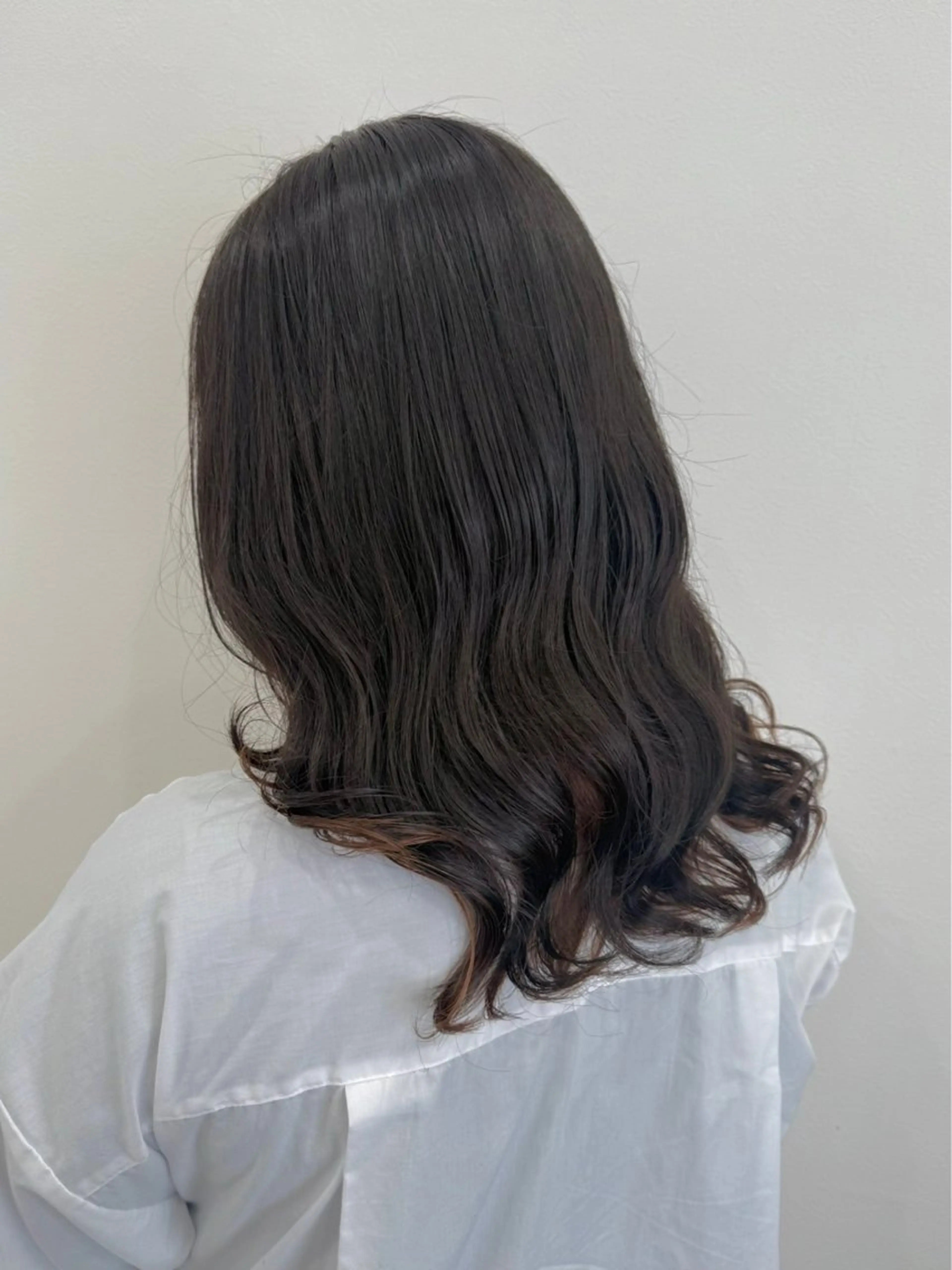 カラー パーマ 林 杏夏のヘアスタイル