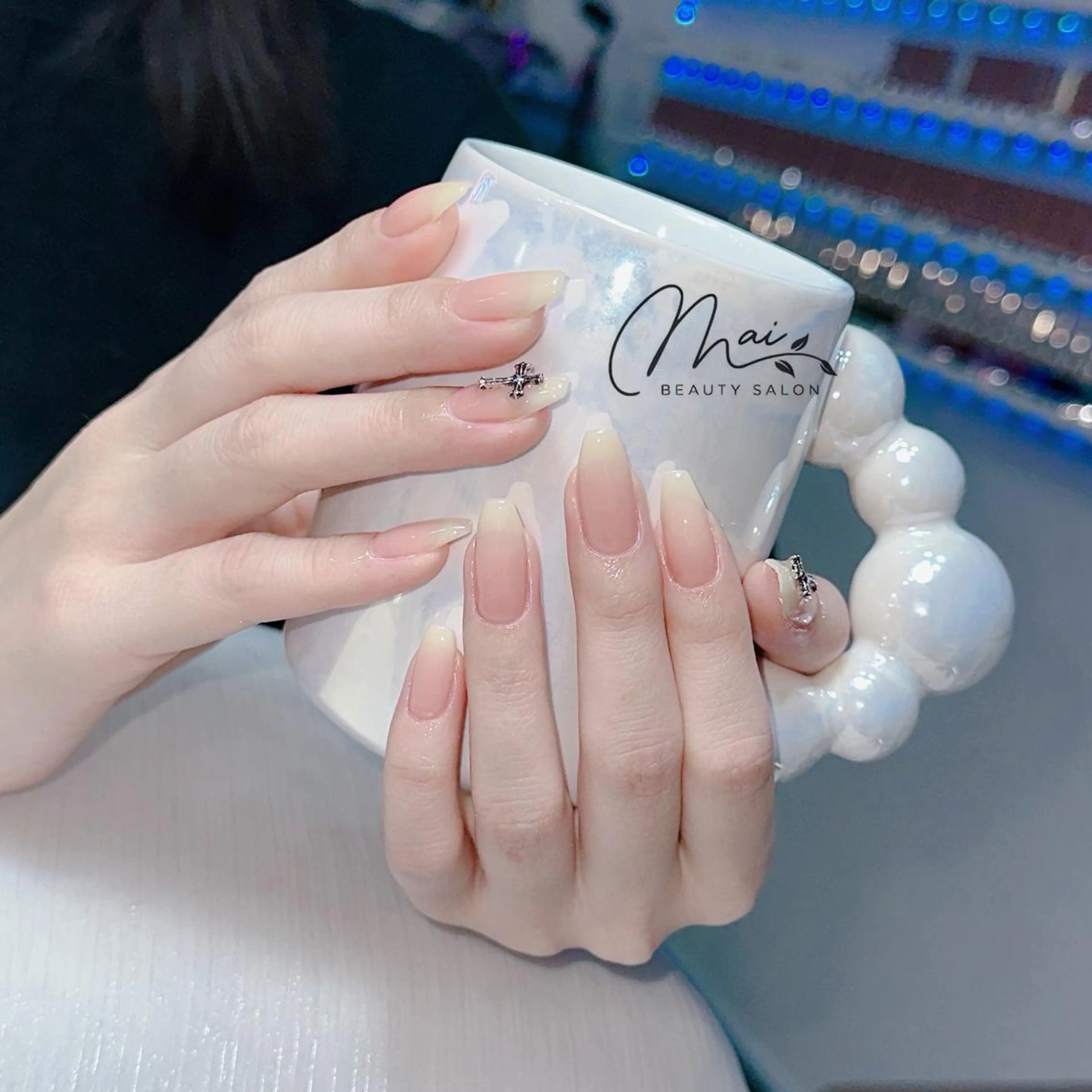 ネイル フットネイル ジェルネイル マグネットネイル パラジェル ワンホンネイル MaiBeauty DanHiのネイルデザイン