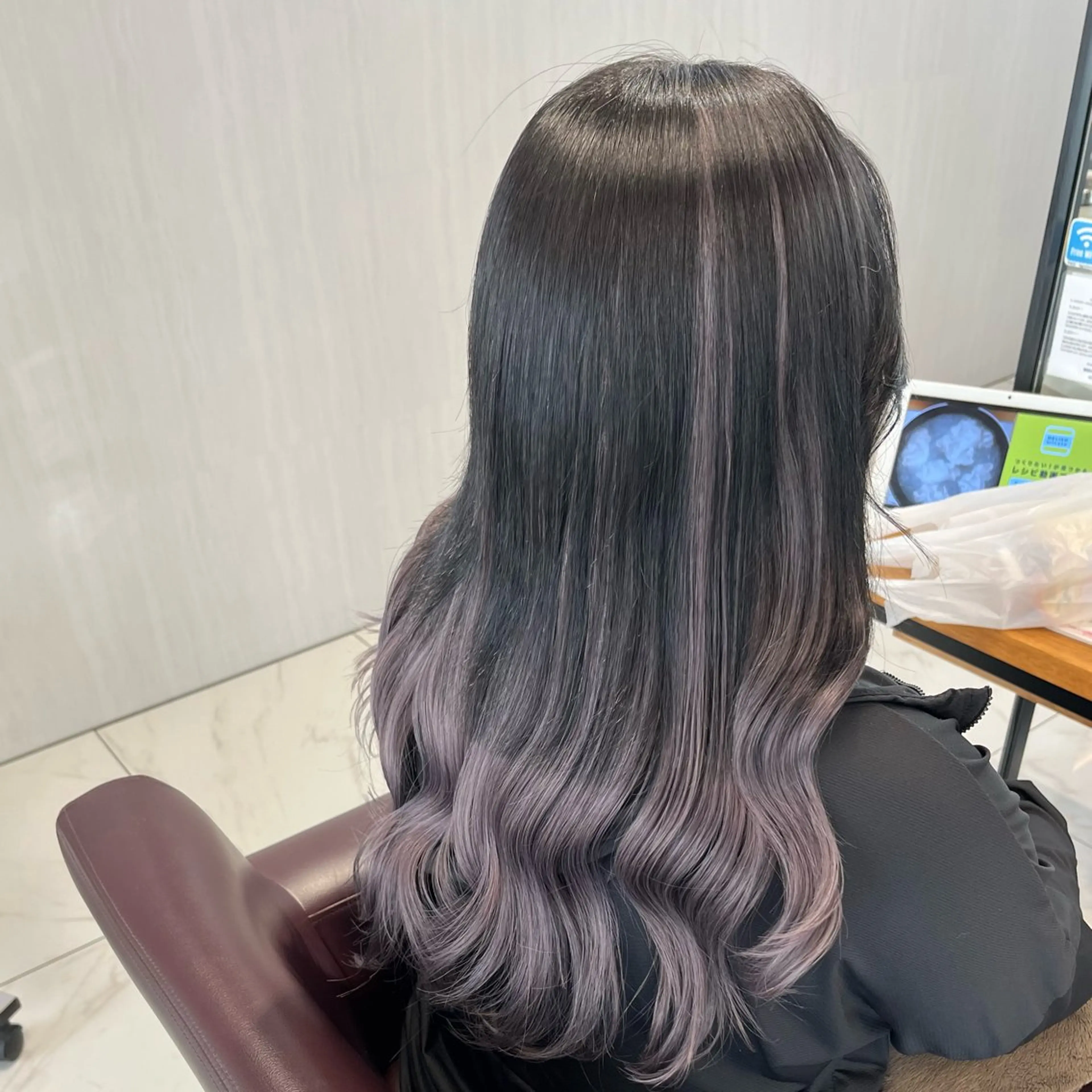 ロング エクステ りおな/エクステ /ミルクティーカラーのヘアスタイル