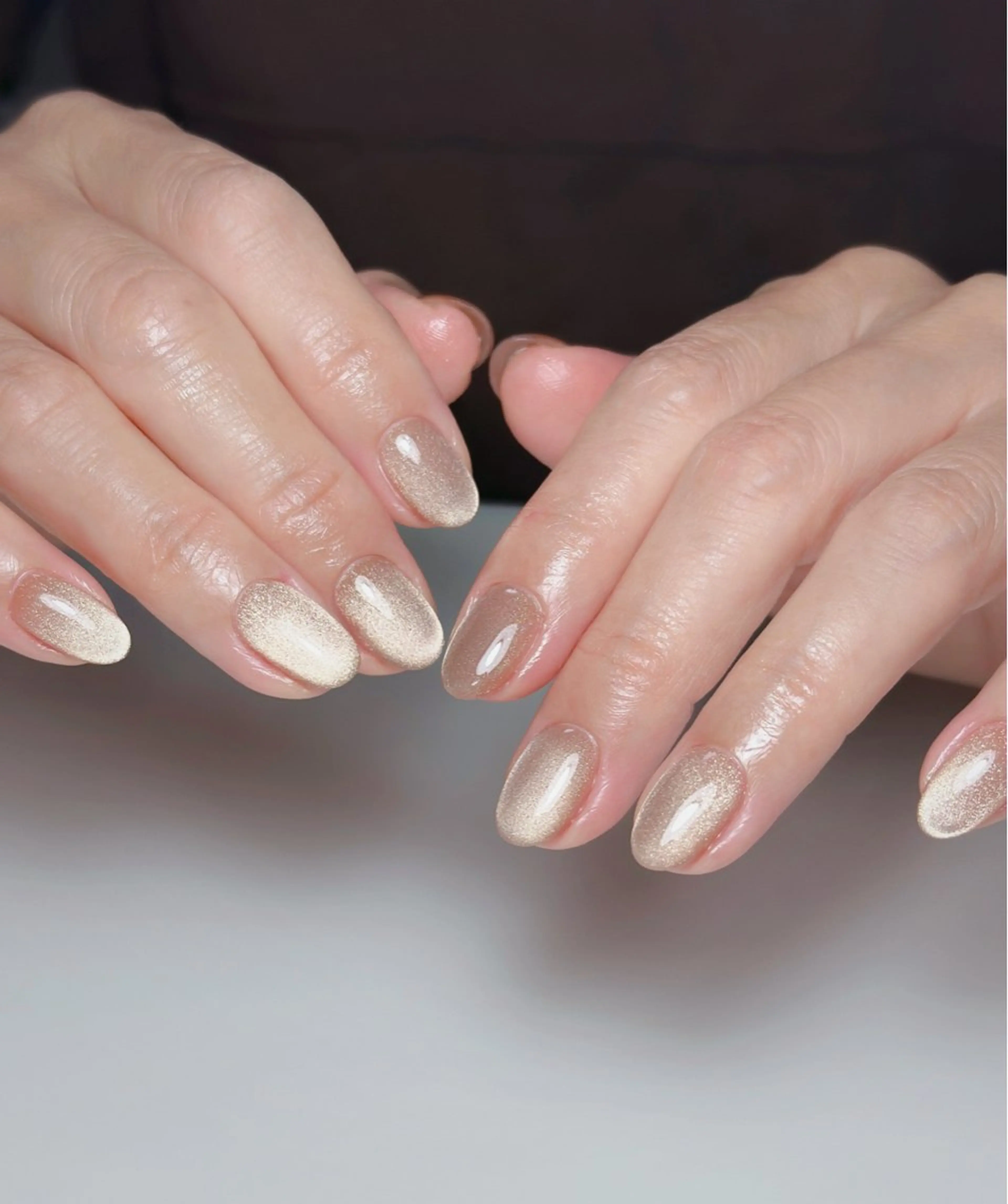 ネイル オーロラネイル 長さ出し フットネイル 韓国ネイル ラメ(グリッター) ハンドネイル 👍thumbs up nail👍のネイルデザイン