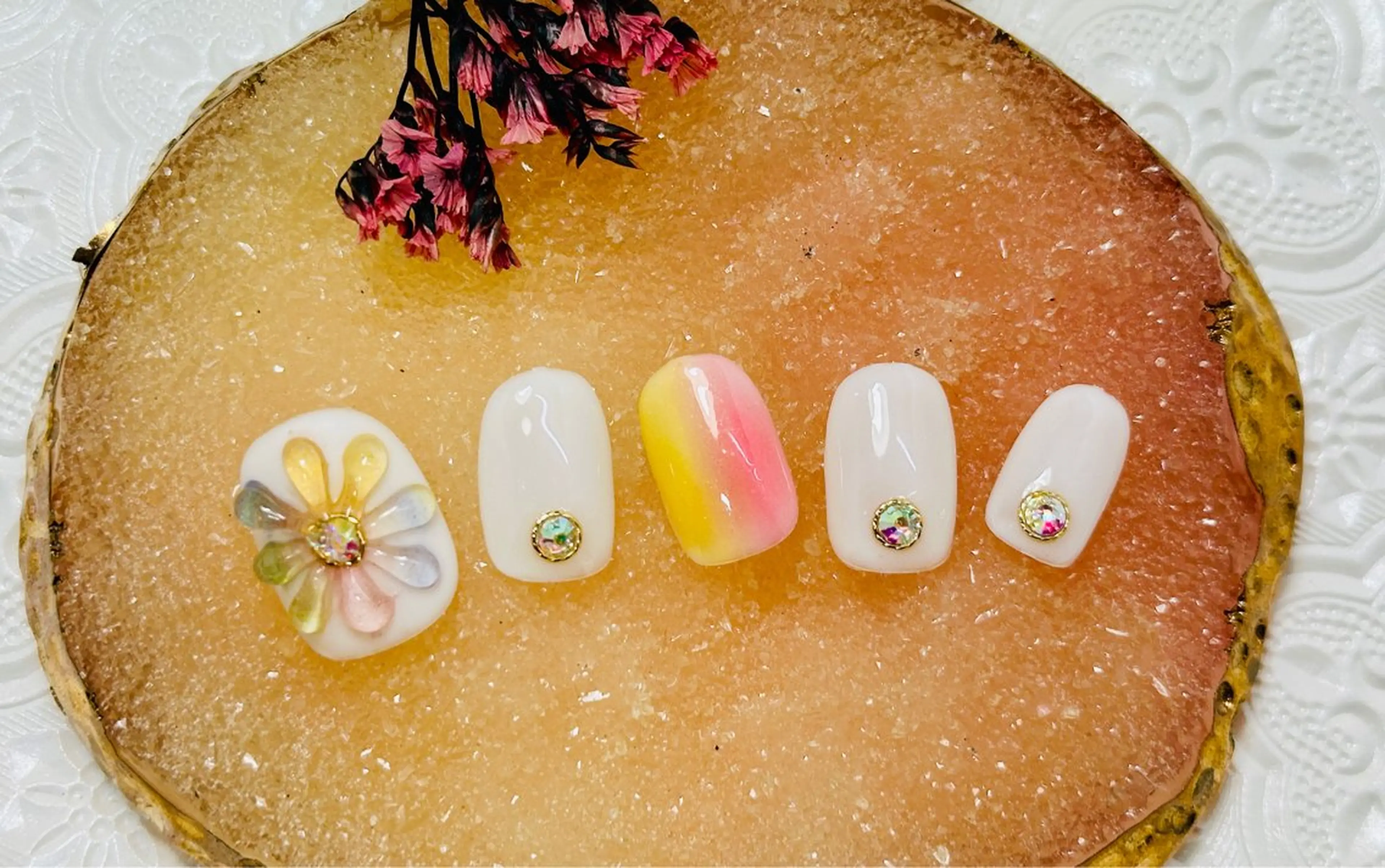 ネイル ハンドネイル Regulus 光田のネイルデザイン