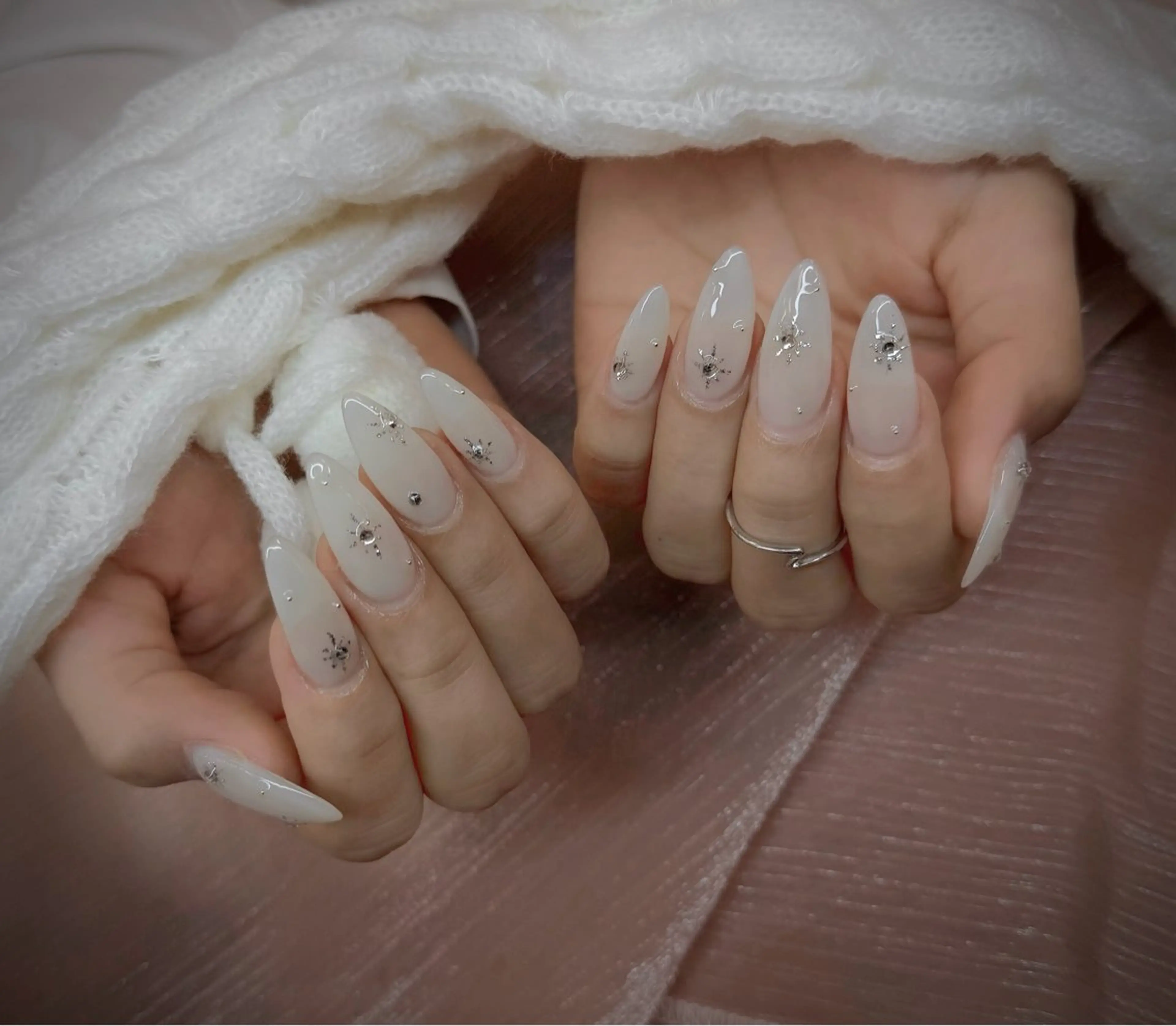 ネイル ハンドネイル MIRA NAIL STUDIO所属・Mira Nail Studioのネイルデザイン