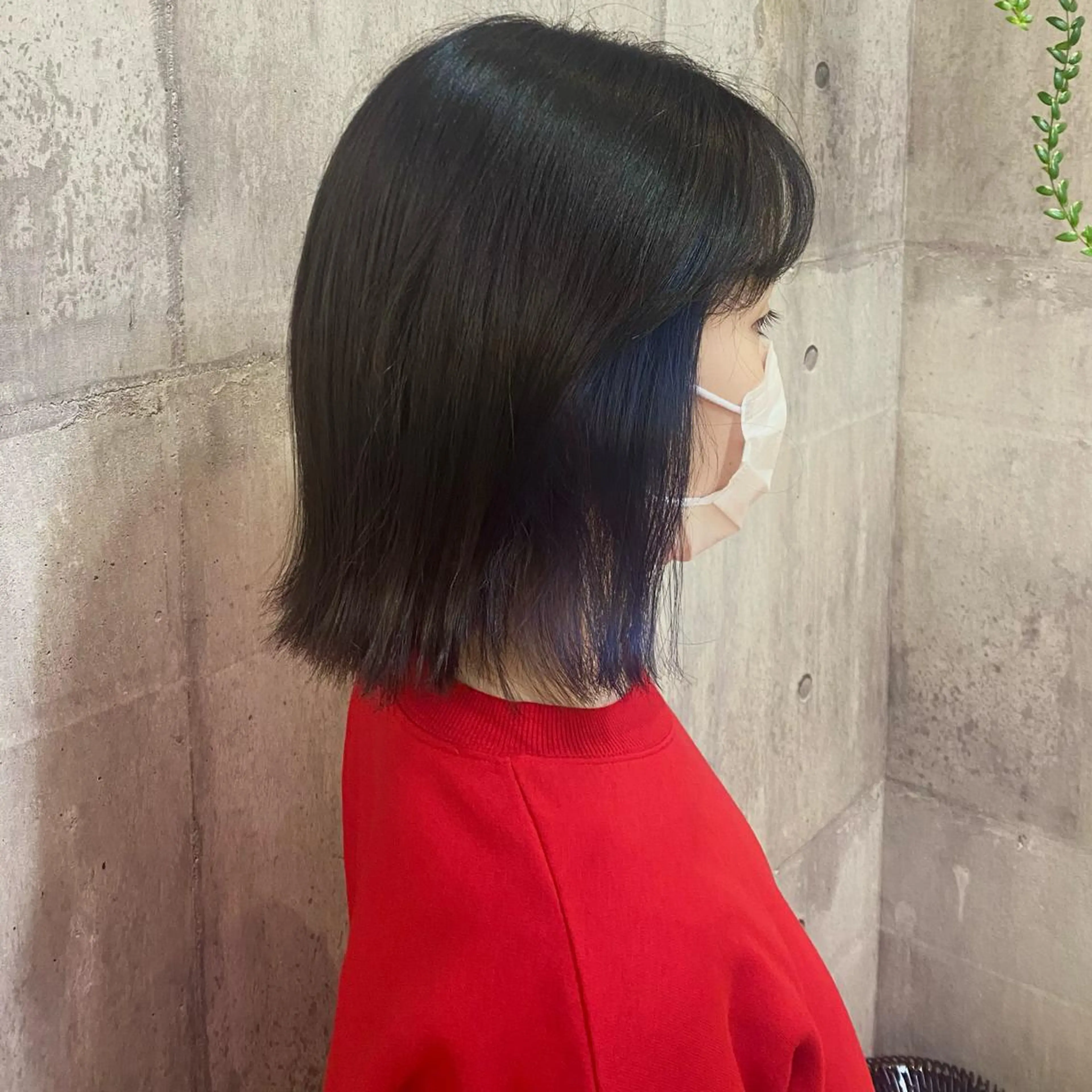 セミロング カラー ブリーチ ヘアカラー 比嘉 陽のヘアスタイル
