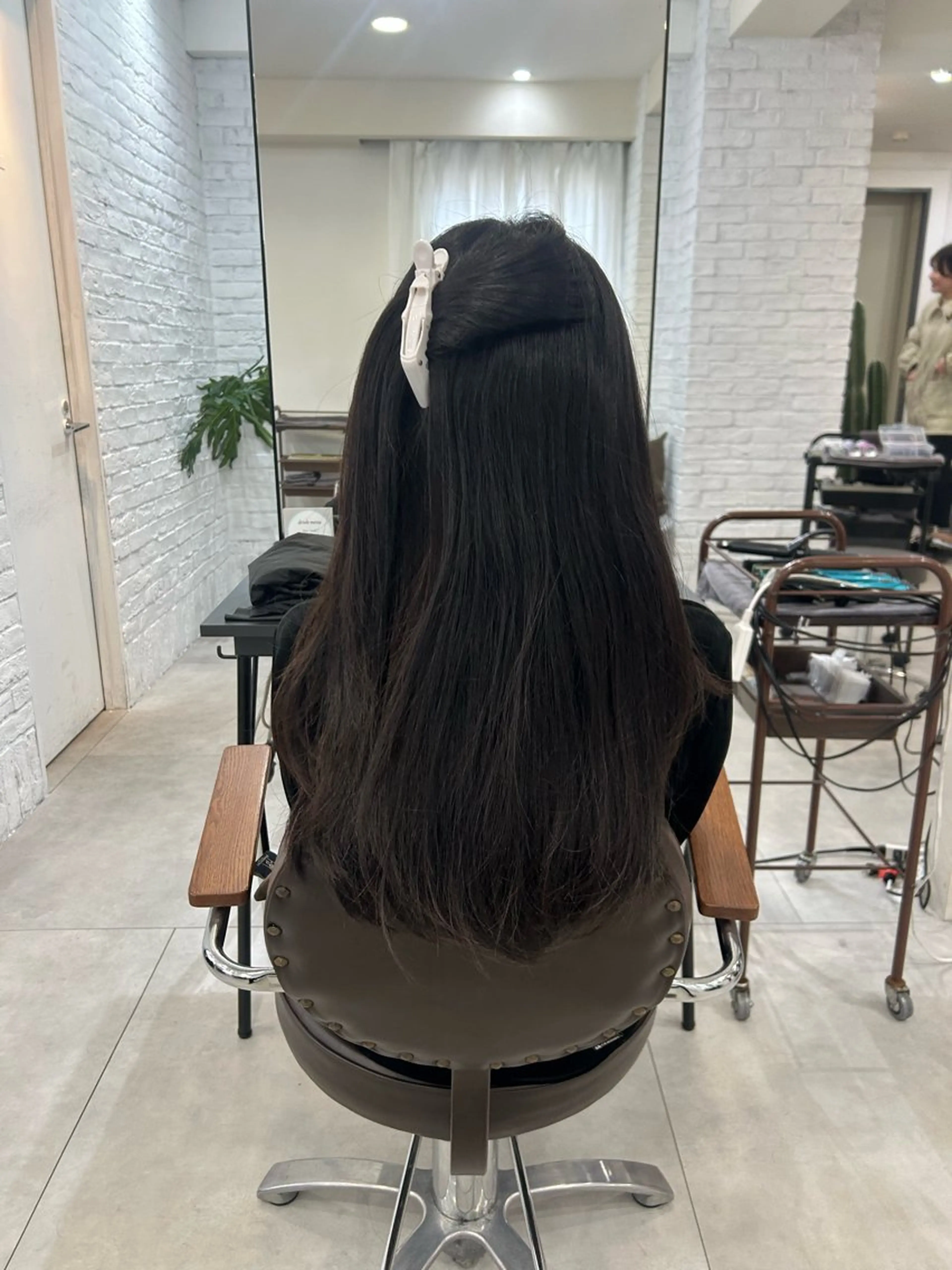 ロング カラー カット 縮毛矯正 小澤 一稀のヘアスタイル