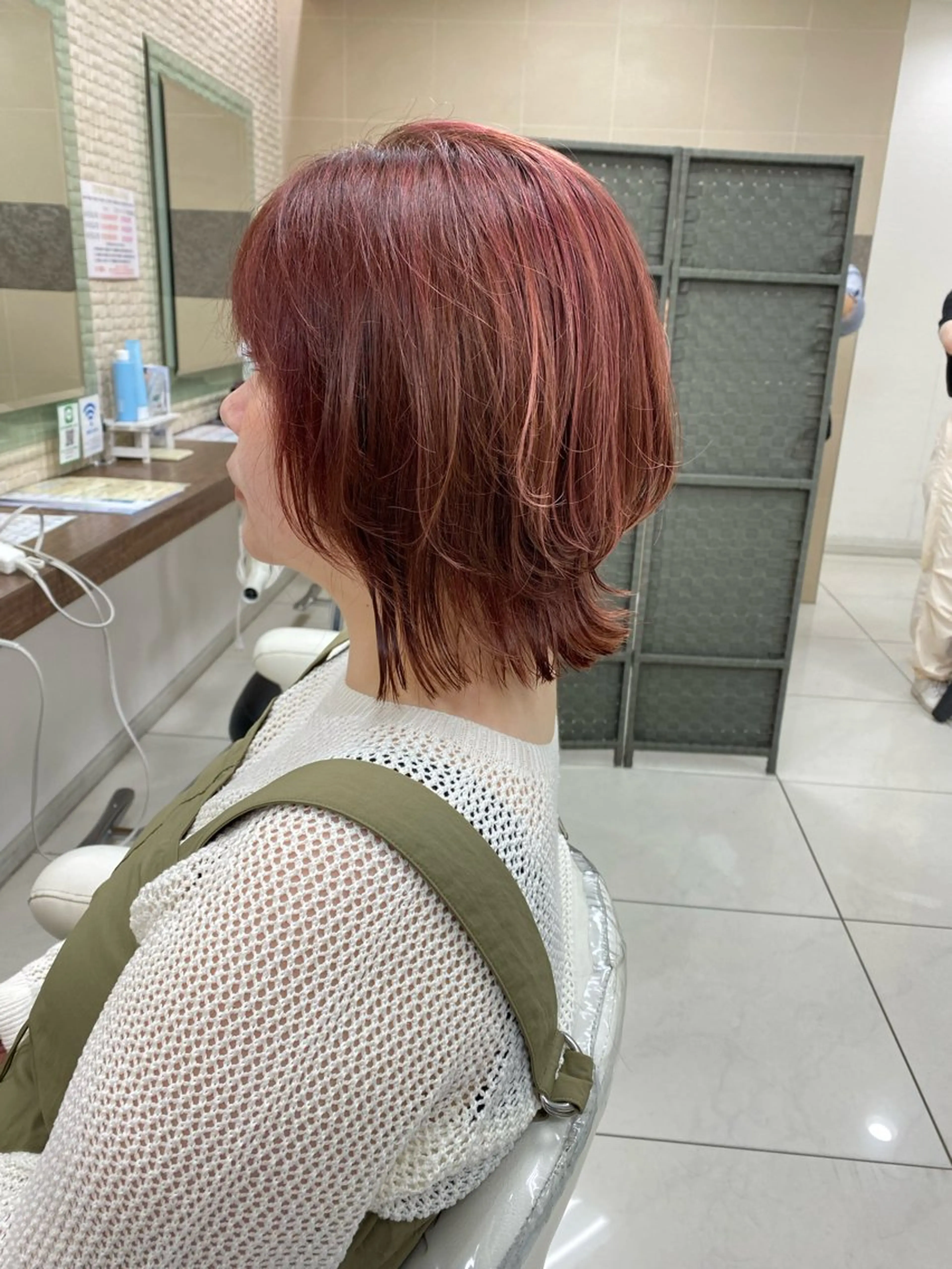 ミディアム ボブ ハイライト カット ヘアカラー 髪質改善カラー/店長 宮内秀峰のヘアスタイル