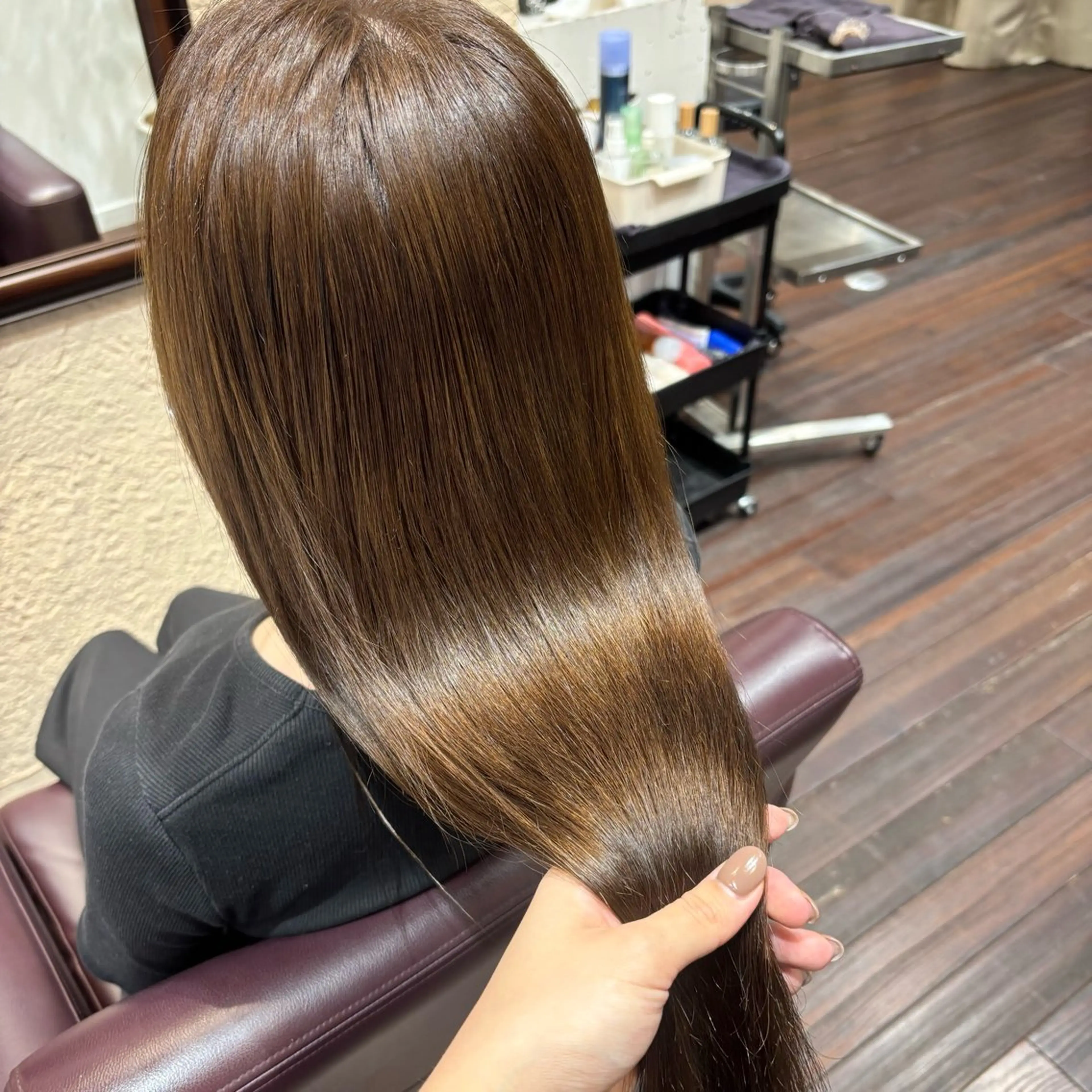 ロング カラー ブラウンカラー カット ヘアカラー かどたはるな レイヤー/パーマのヘアスタイル