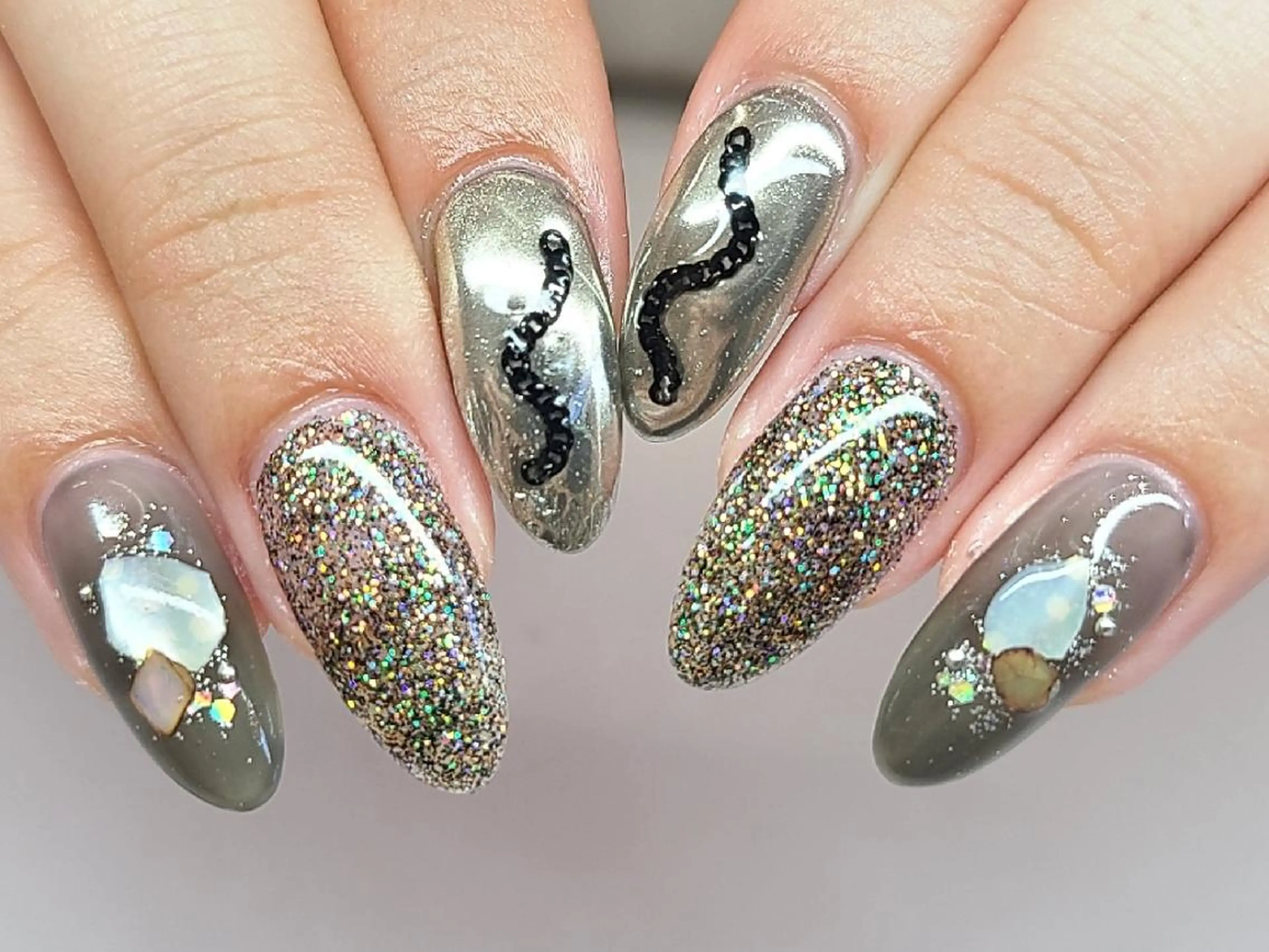 ネイル ミラーネイル ハンドネイル NOGUCHI  KANAのネイルデザイン