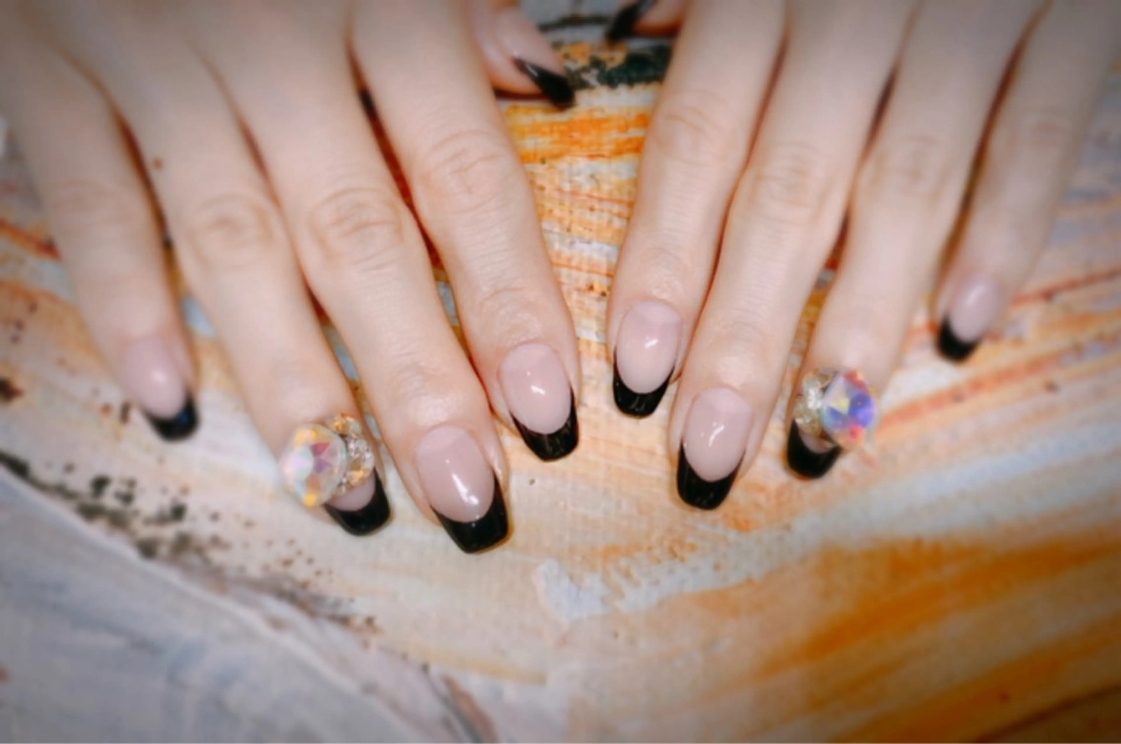 ネイル フレンチネイル シュガーリングサロン ma-loのエステ・リラクイメージ