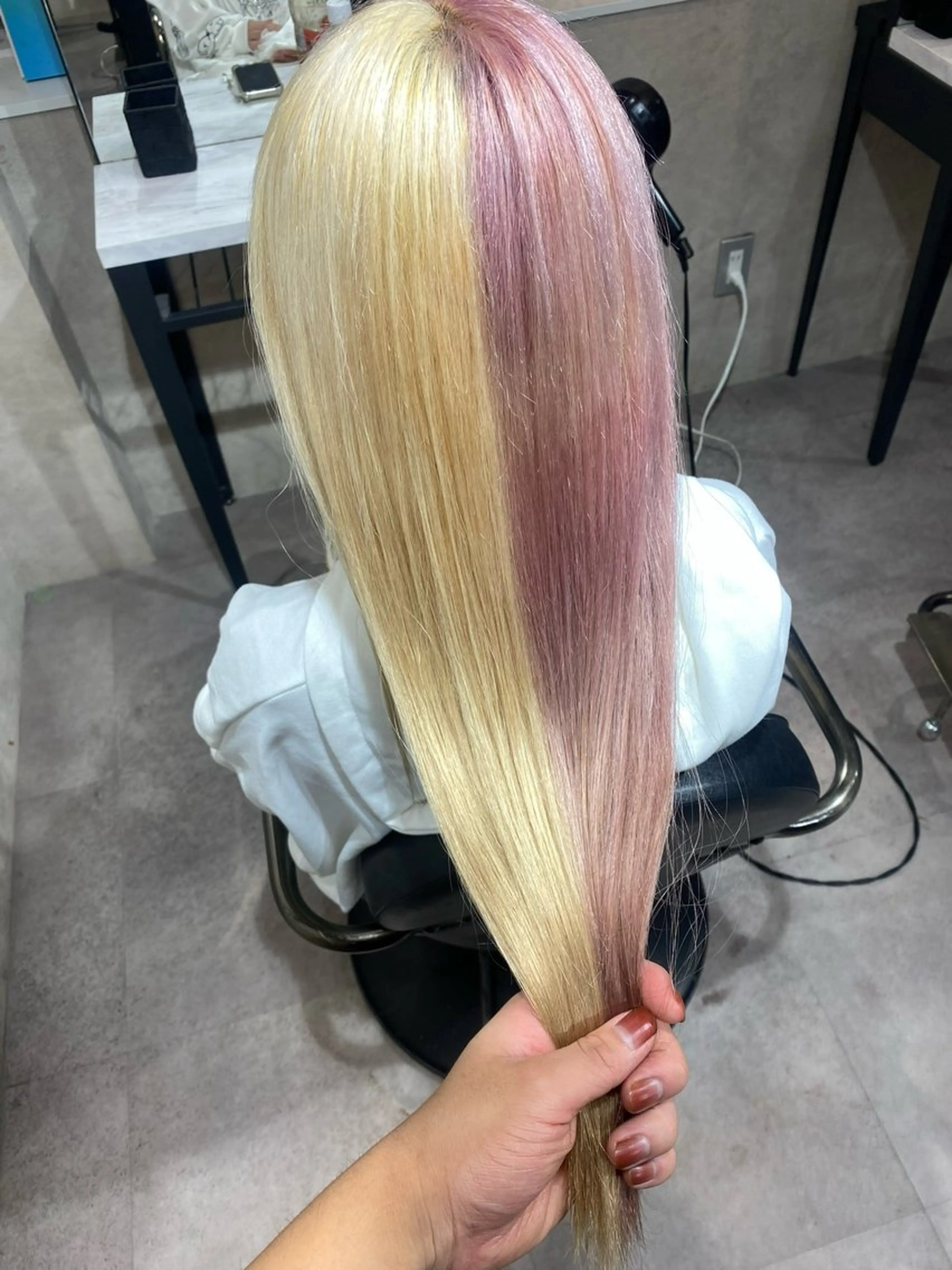 カラー ブリーチ ケアブリーチ デザインカラー ダブルカラー ハイトーンカラー ヘアカラー Seleneコウキ ブリーチ/ハイトーンのヘアスタイル