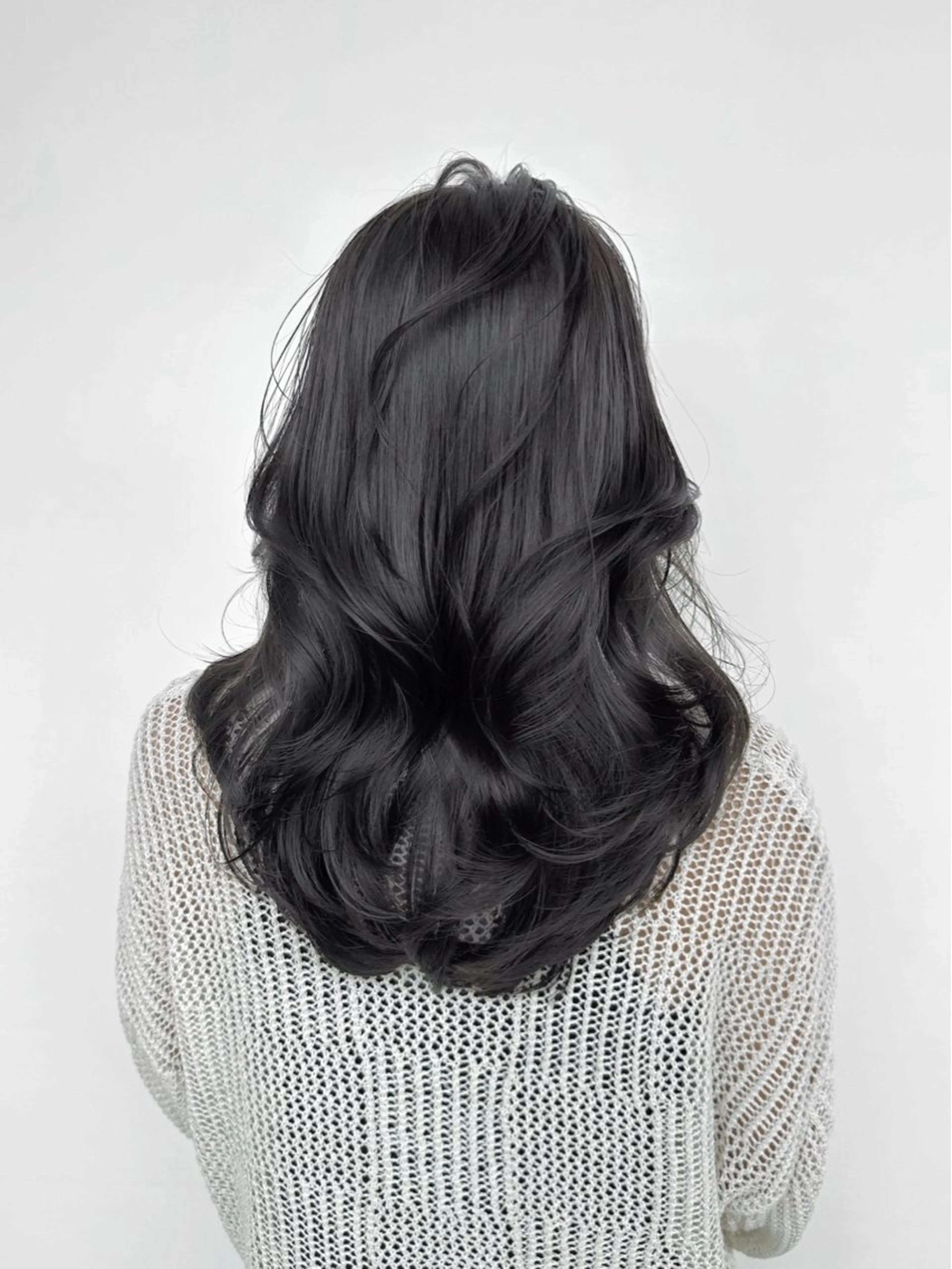 ロング カラー 透明感カラー ダークグレー ダークグレージュ グレージュ くびれヘア 🇰🇷韓国風くびれ ヘア🇰🇷中村優大のヘアスタイル