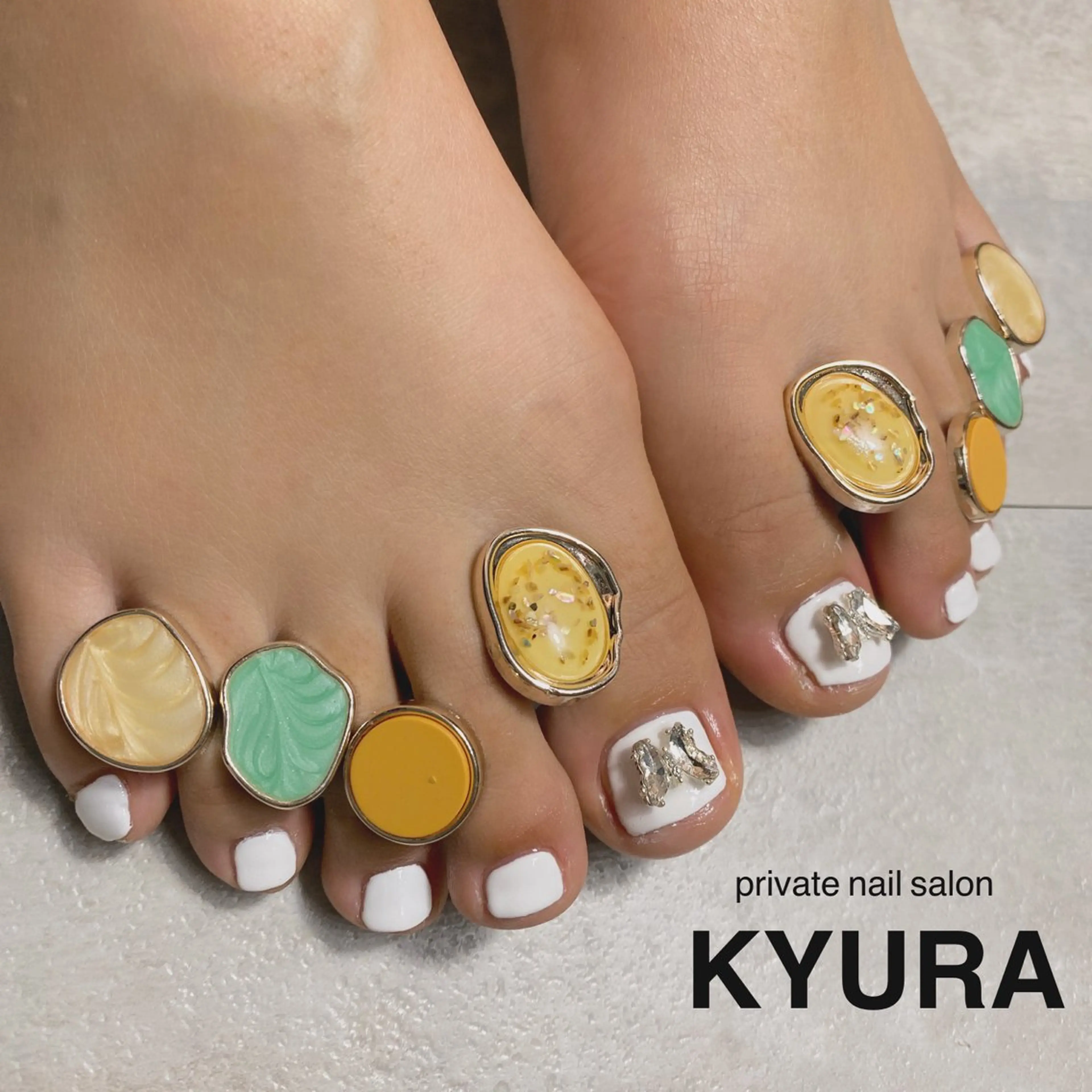 ネイル ラメ(グリッター) ラメグラデーション ワンカラーネイル フットネイル 大東市ネイルサロン 【KYURA】ｷｭﾗのネイルデザイン