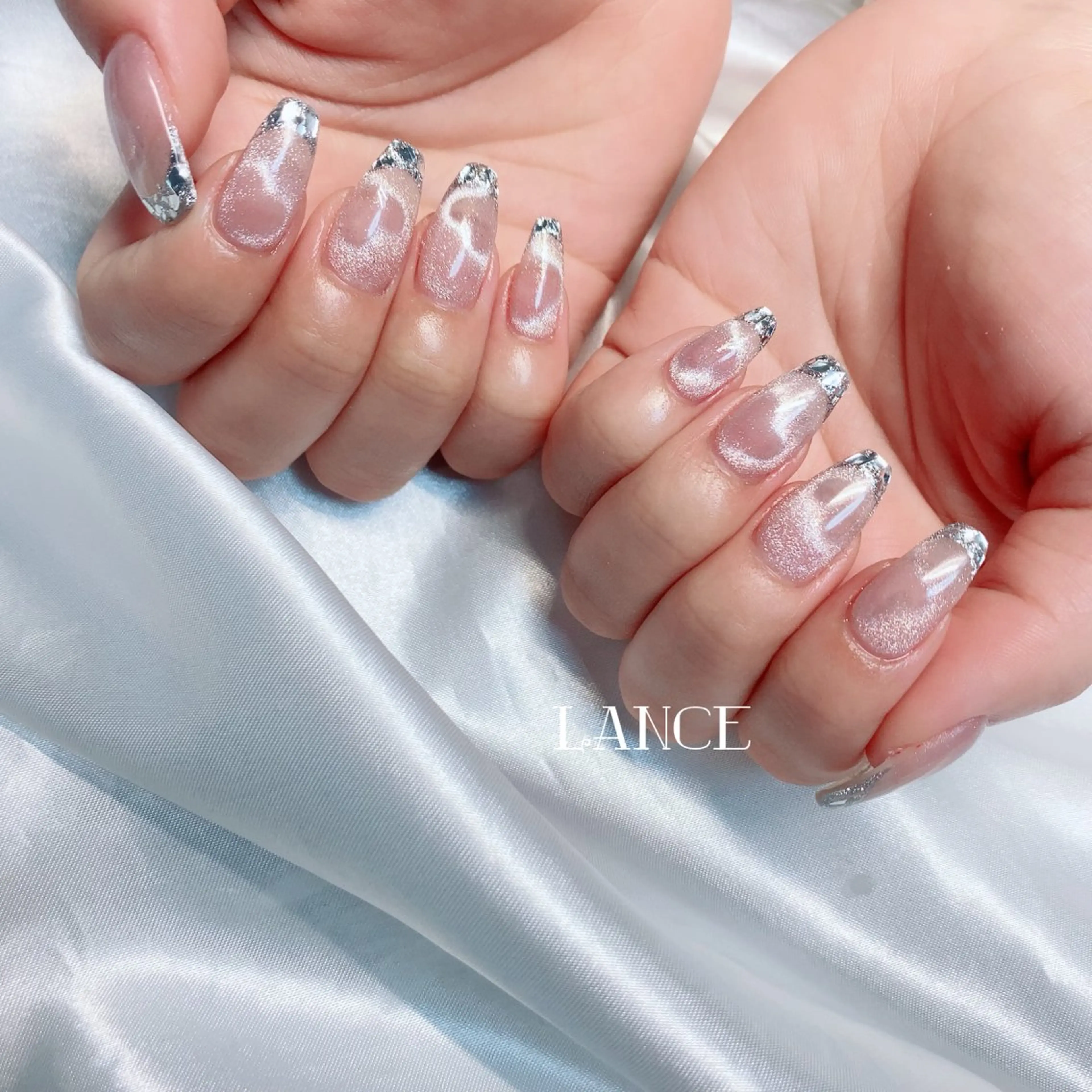 ネイル オーロラネイル フレンチネイル キラキラネイル 韓国ネイル ピンク ハンドネイル Lance nailのネイルデザイン