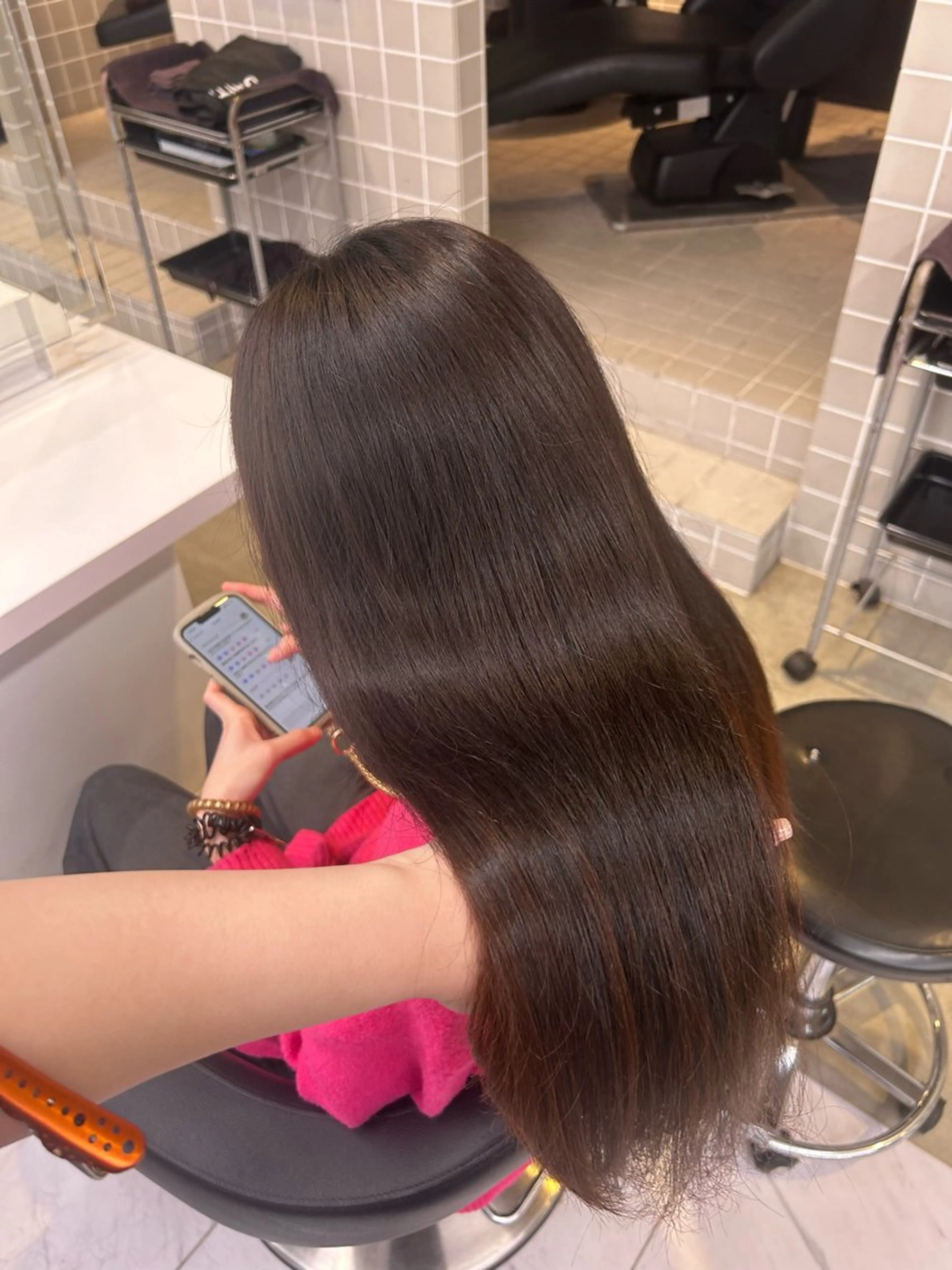 ロング カラー パーマ ヘアアレンジ メンズ キッズ カット ヘアカラー トリートメント ヘアセット ブリーチなしカラー/ ブラウン/レイヤーのヘアスタイル