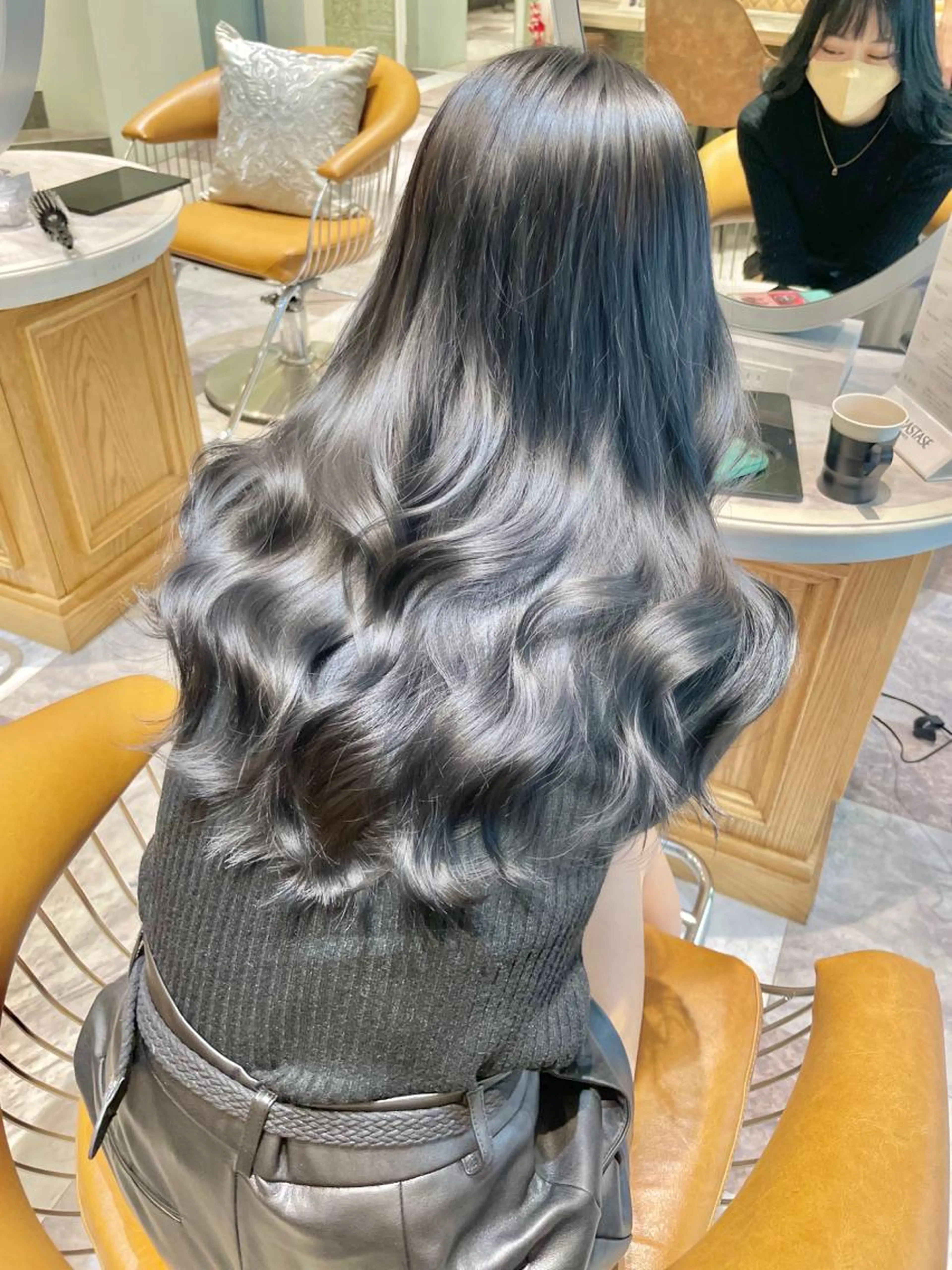 カット💇‍♀️+ブリーチなしダブルカラー♥+1STEPトリートメントの写真
