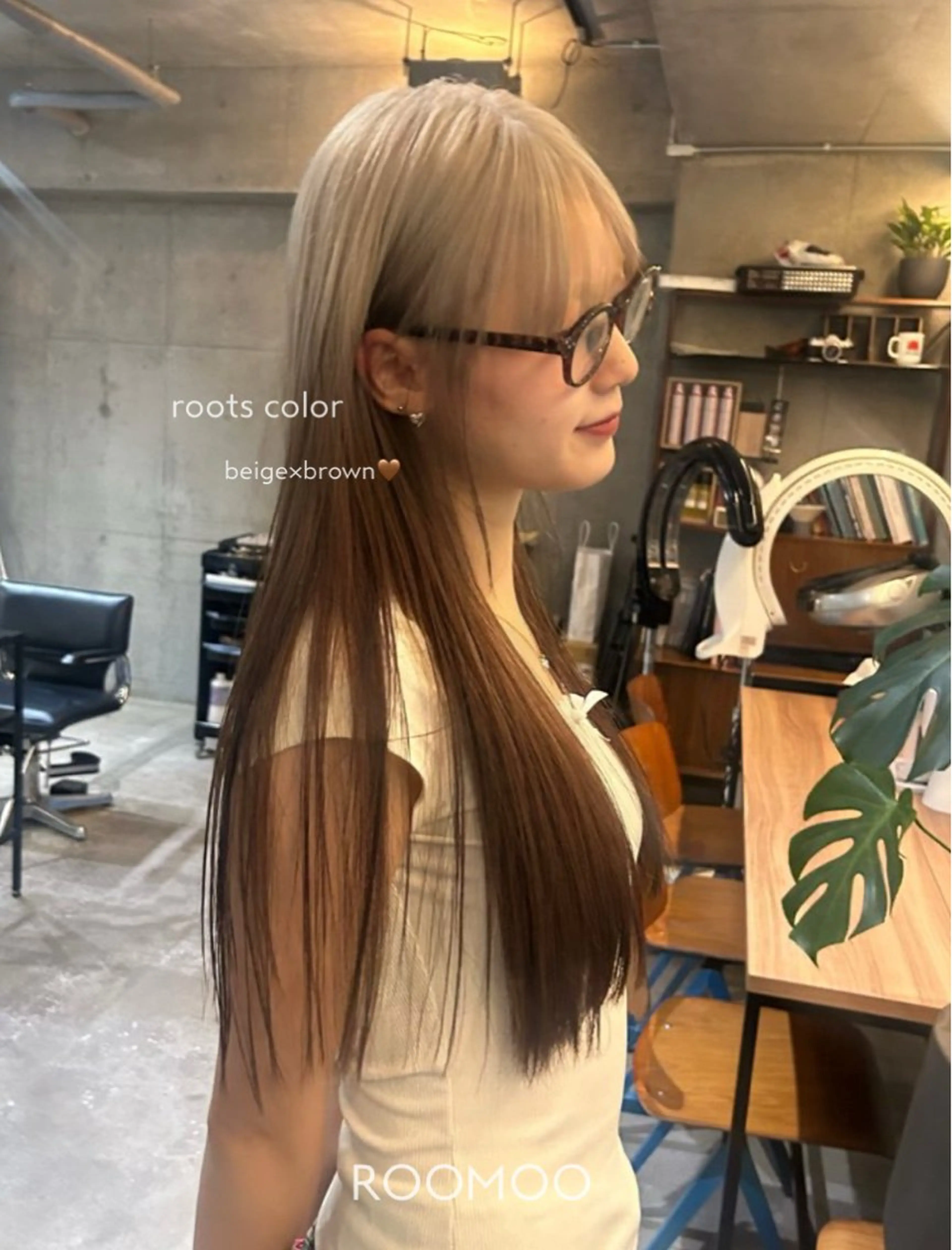 ロング カラー ベージュカラー ブリーチ ヘアカラー レイヤーヘア/ボブ/ ブリーチ/EMIRIのヘアスタイル