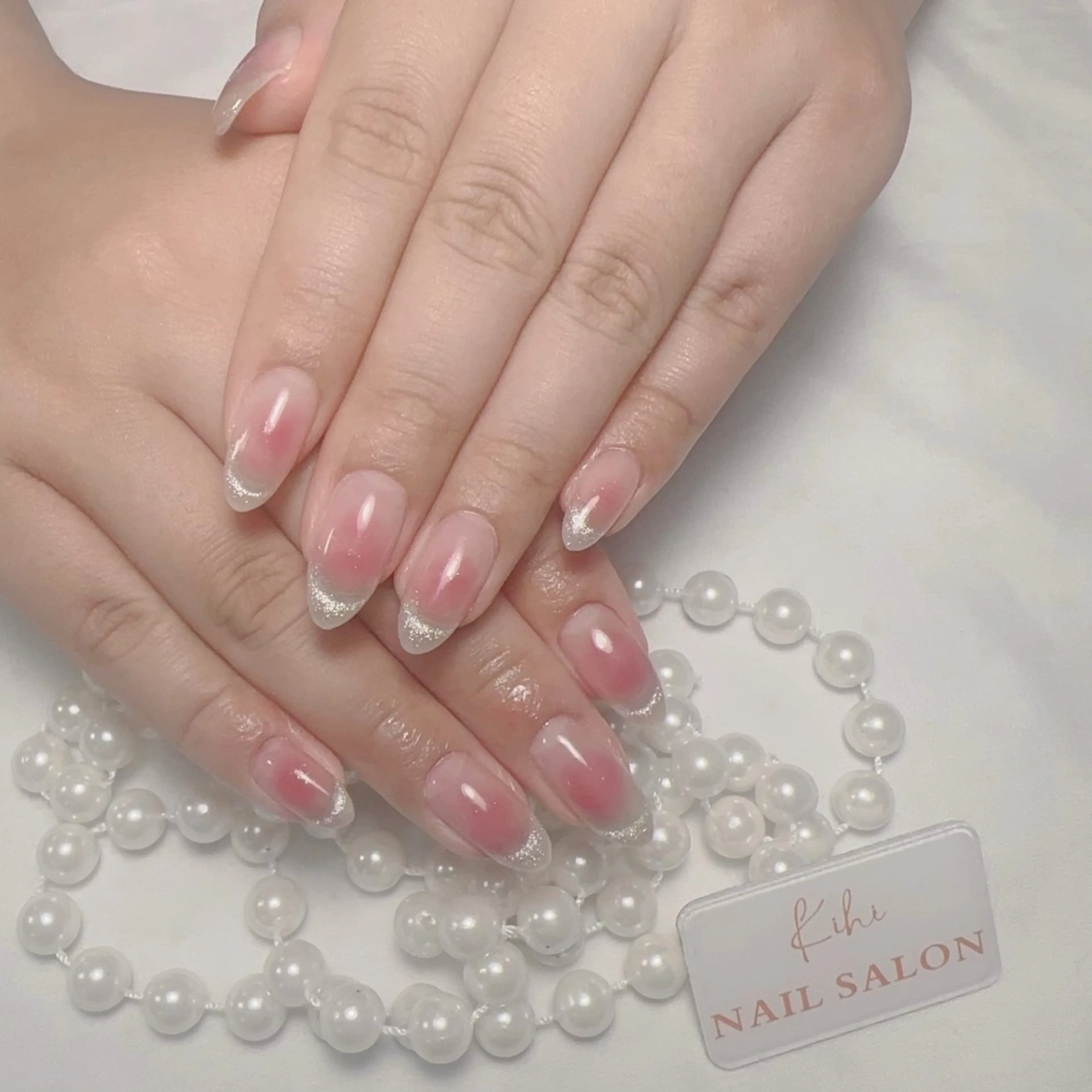 ネイル アートネイル フレンチネイル ジェルネイル グラデーション 韓国ネイル ハンドネイル ハンドケア さくら💮💮 【オフ無料】のネイルデザイン