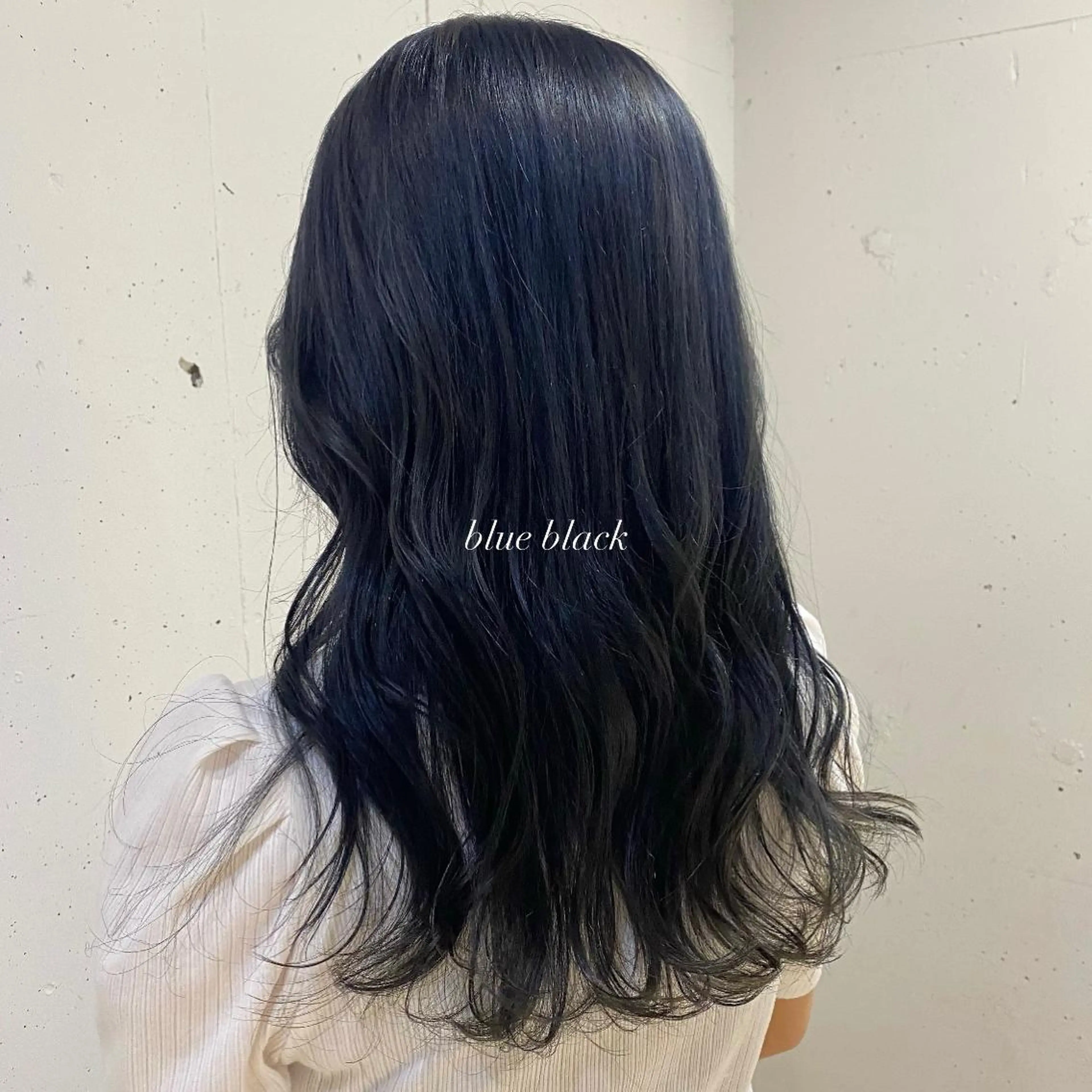 ロング カラー CHELSEA所属・安富 舞のヘアスタイル