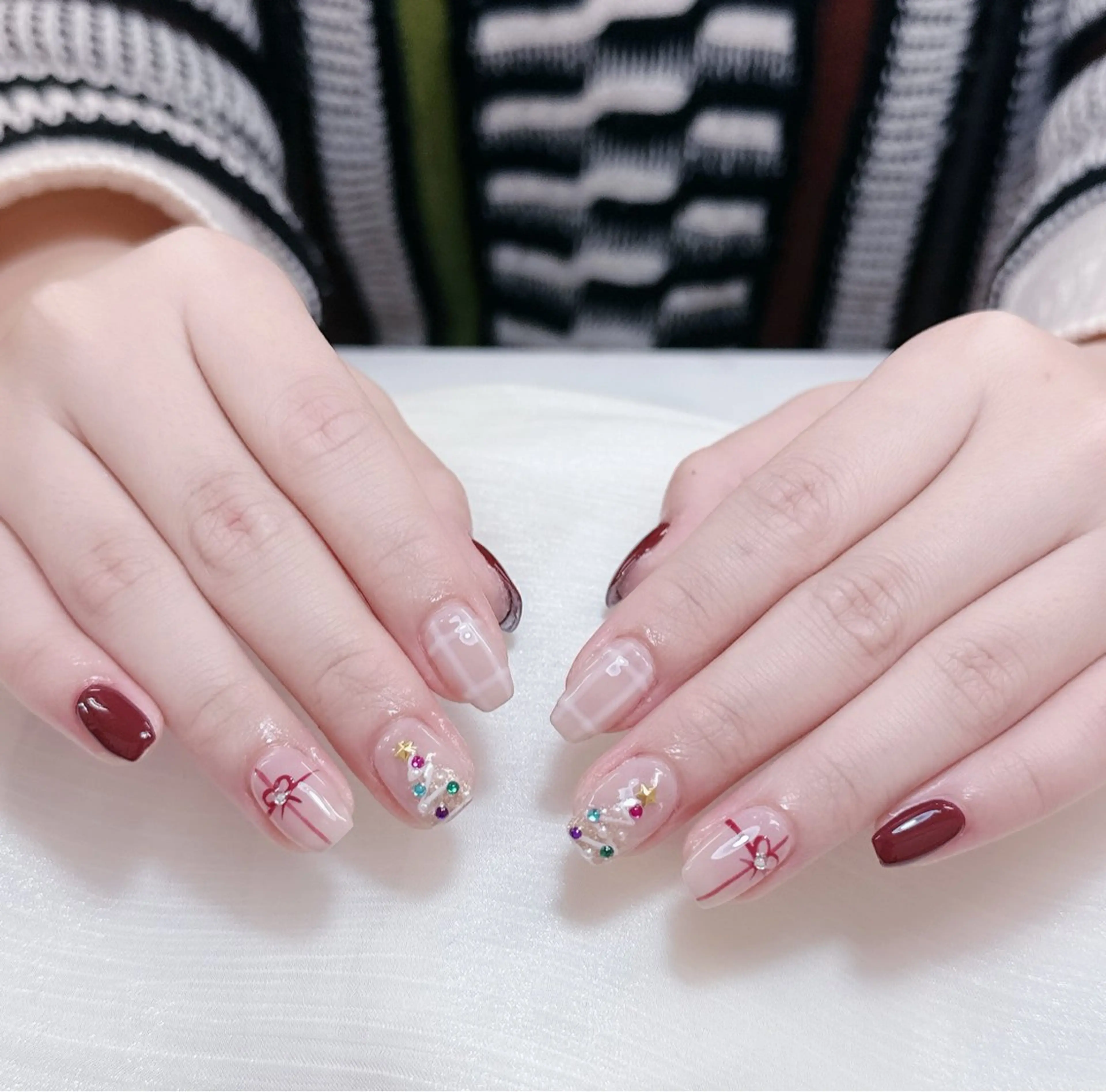 ネイル チークネイル フレンチネイル グラデーション 氷ネイル・うるうるネイル キラキラネイル DUO MI所属・陳 rinaのネイルデザイン