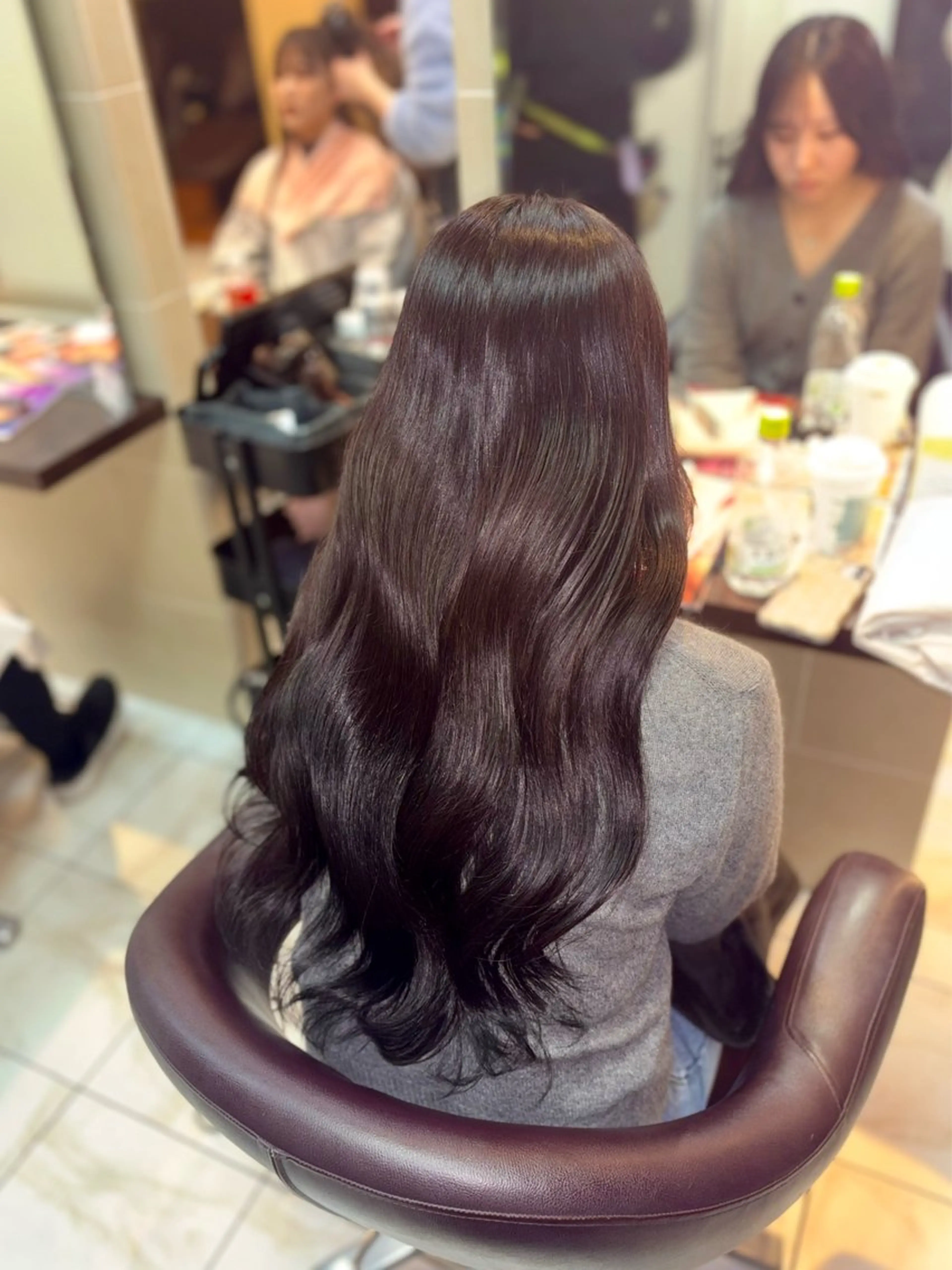 ロング カラー ヘアカラー トリートメント 🎀透明感カラー 🐈ナズナのヘアスタイル