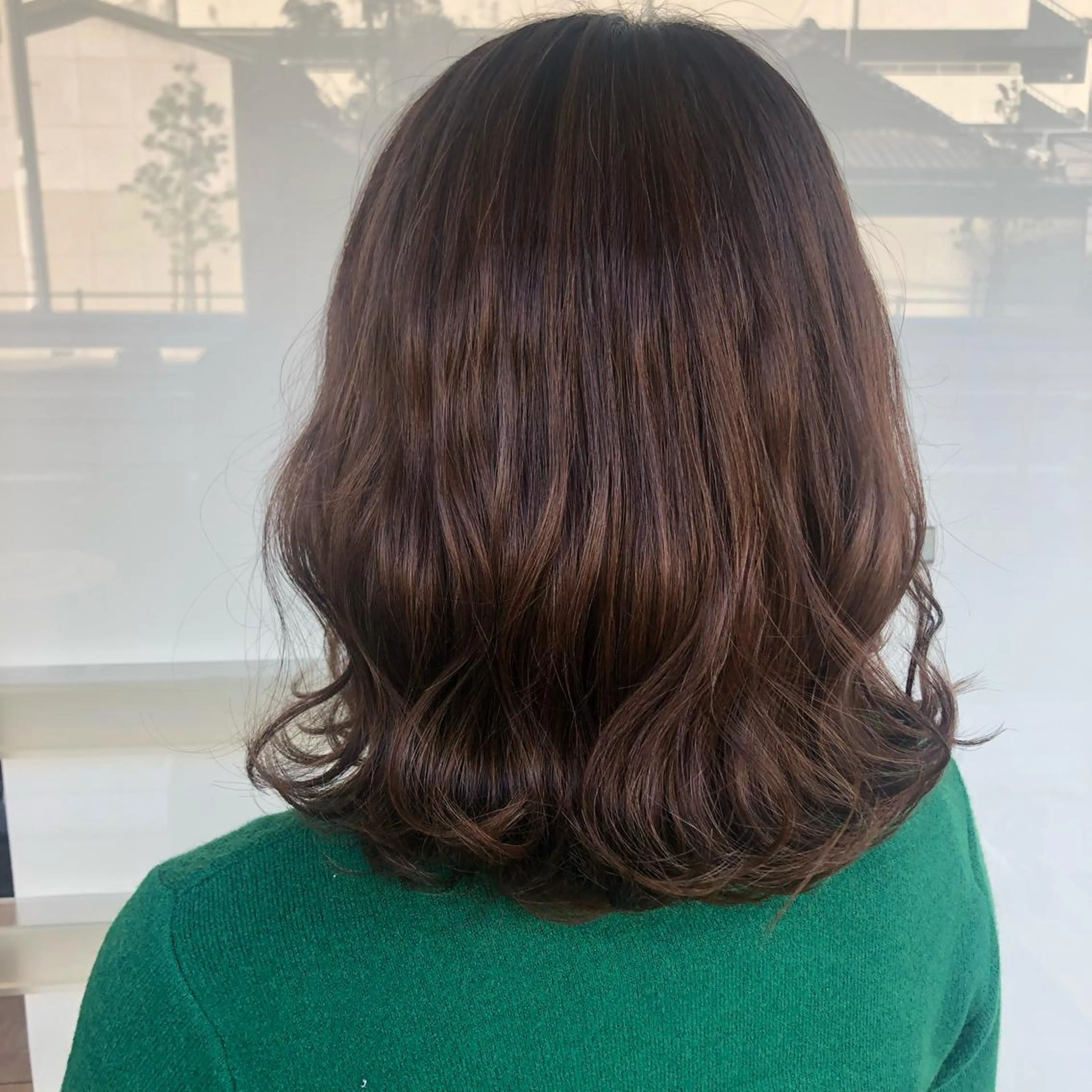 ミディアム インナー×縮毛矯正 ピンクカラー澤井里菜のヘアスタイル