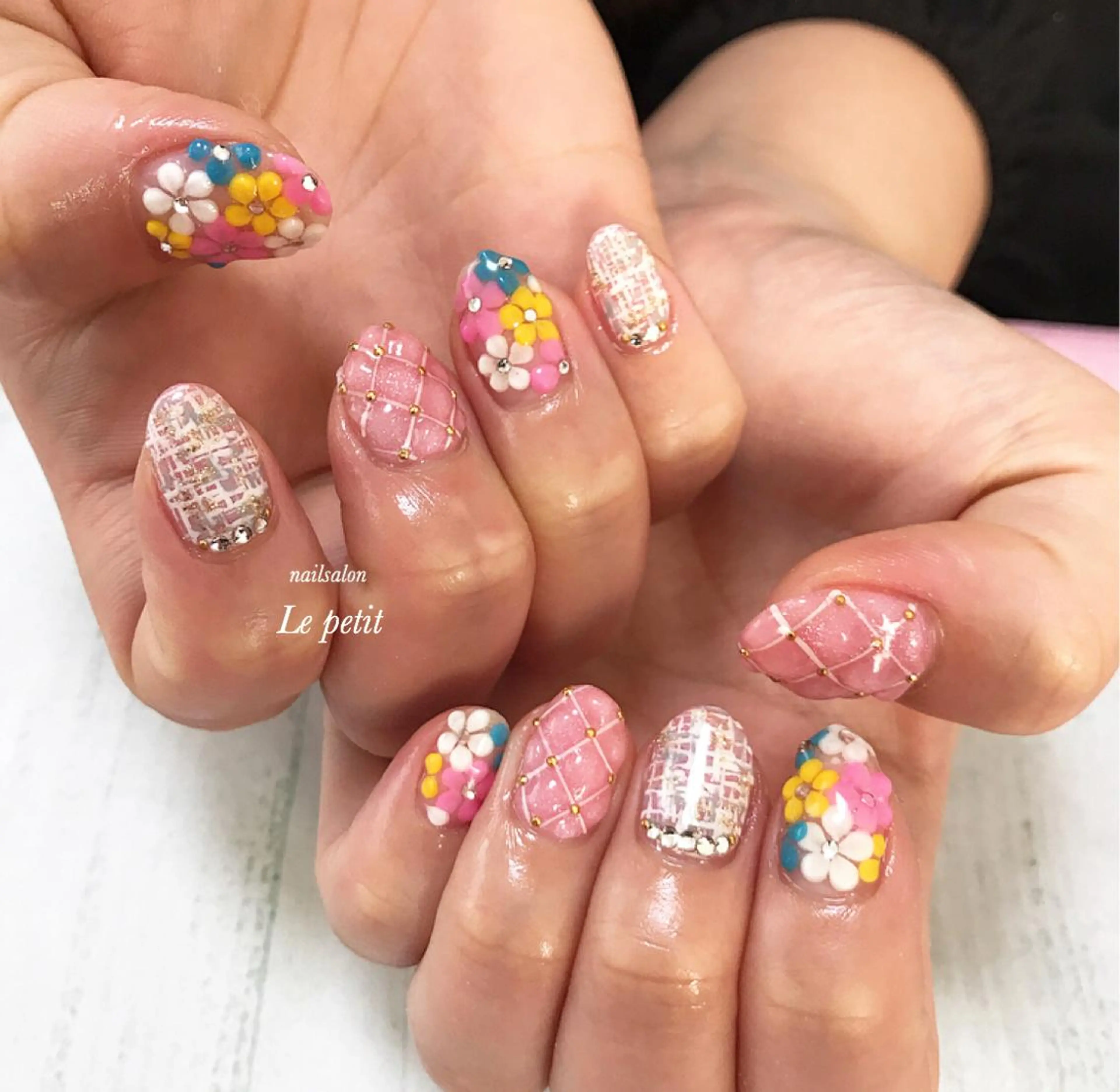 ネイル 石野 広佳のネイルデザイン