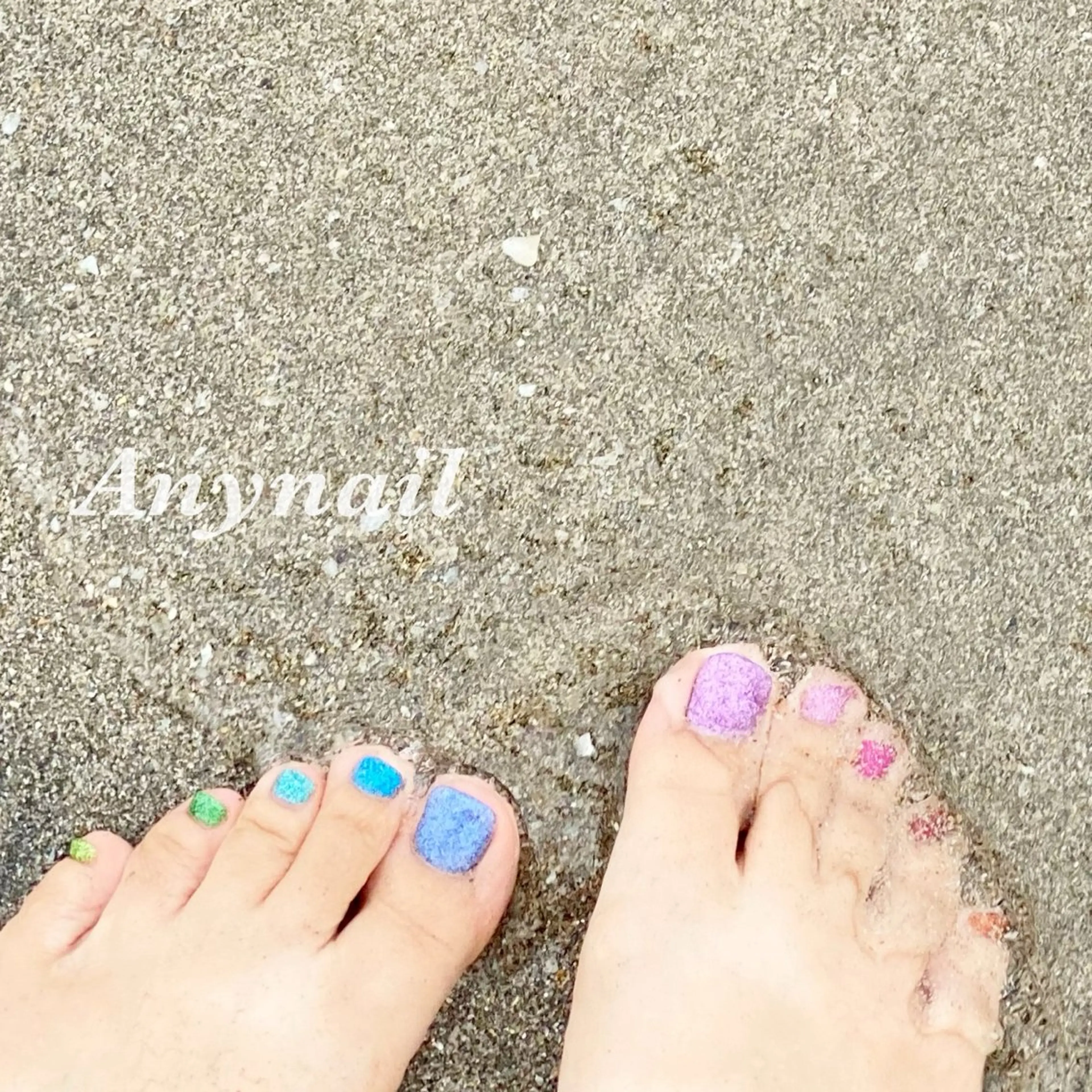 ネイル ブルー フットネイル ラメ(グリッター) 岩澤 恵子のネイルデザイン