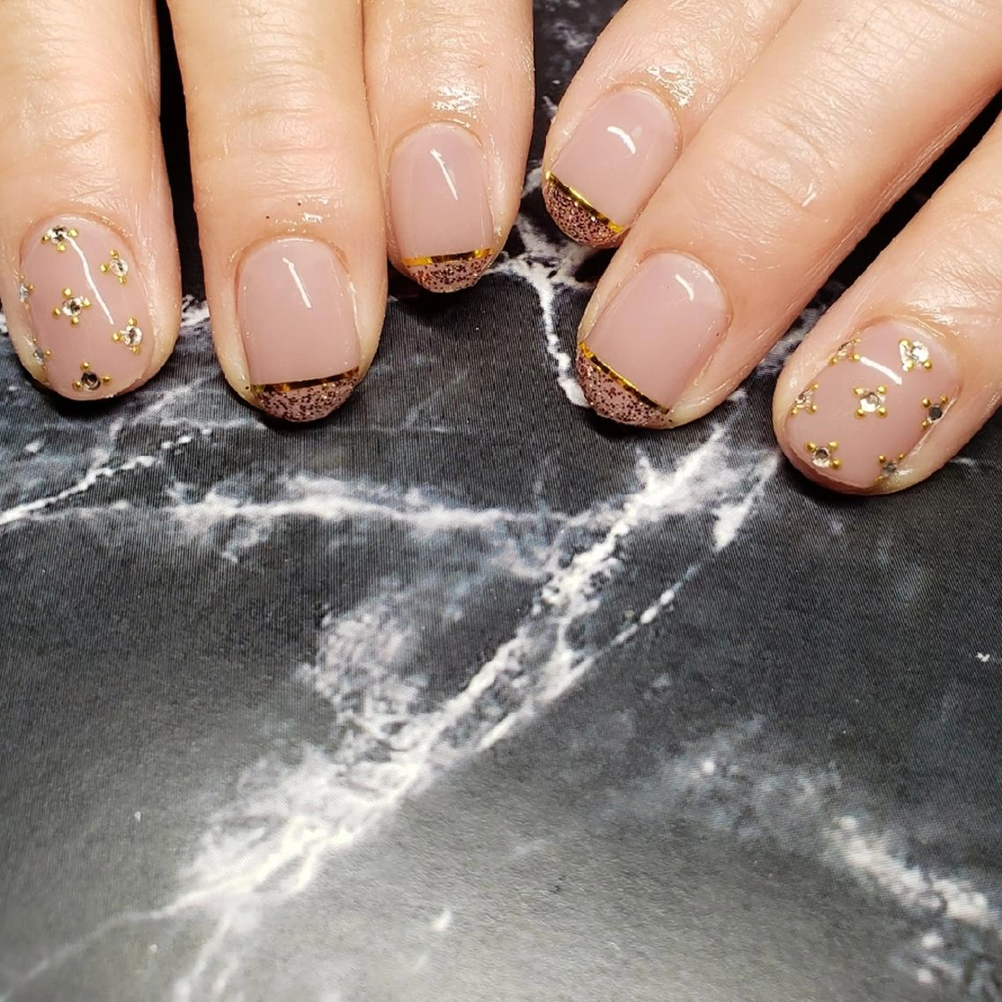 ショート ネイル クロキ 。のネイルデザイン