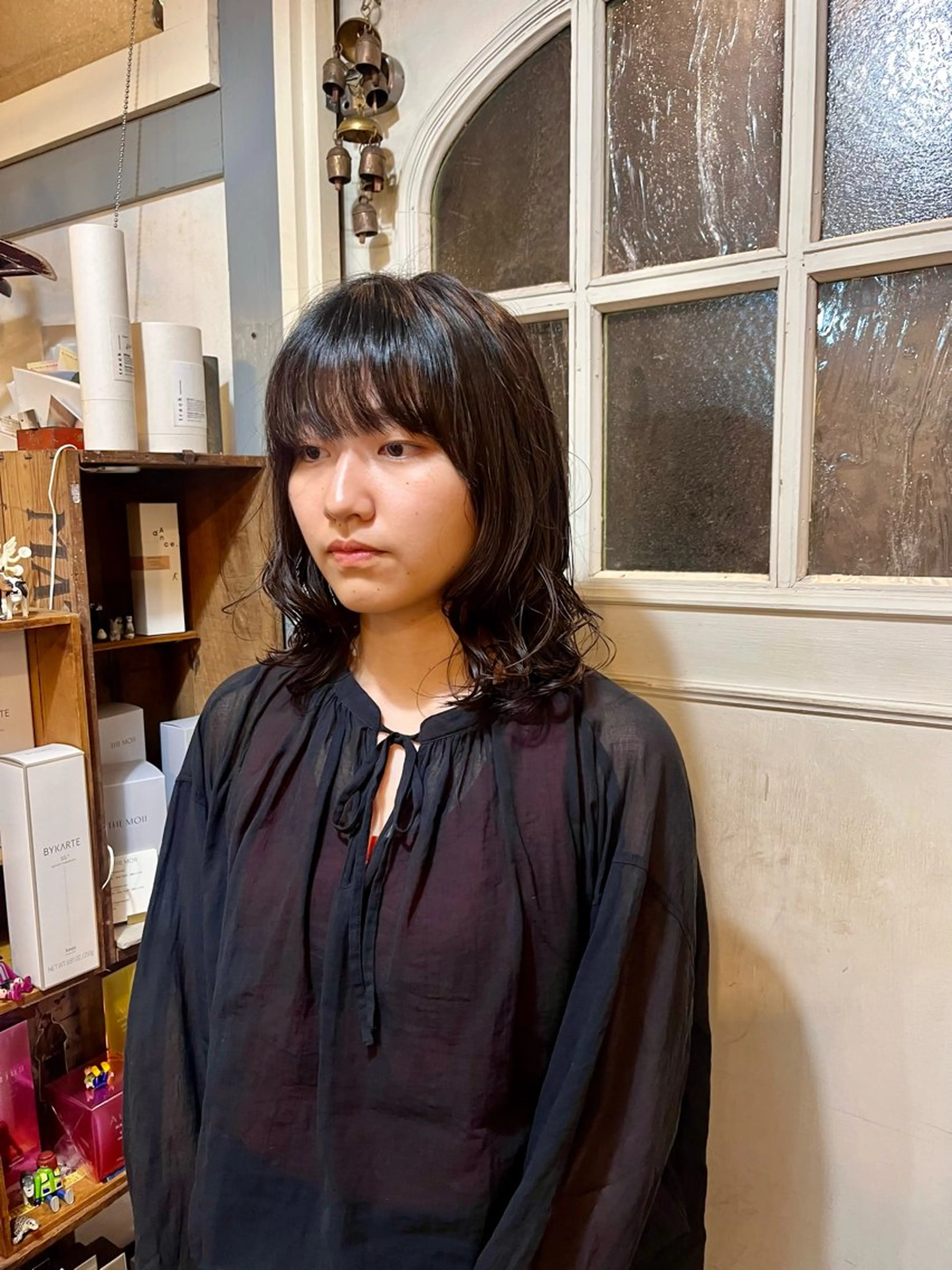 ミディアム パーマ ミディアムパーマ デジタルパーマ カット パーマ ヘッドスパ 抜け感ショート パーマ/緒方椋のヘアスタイル