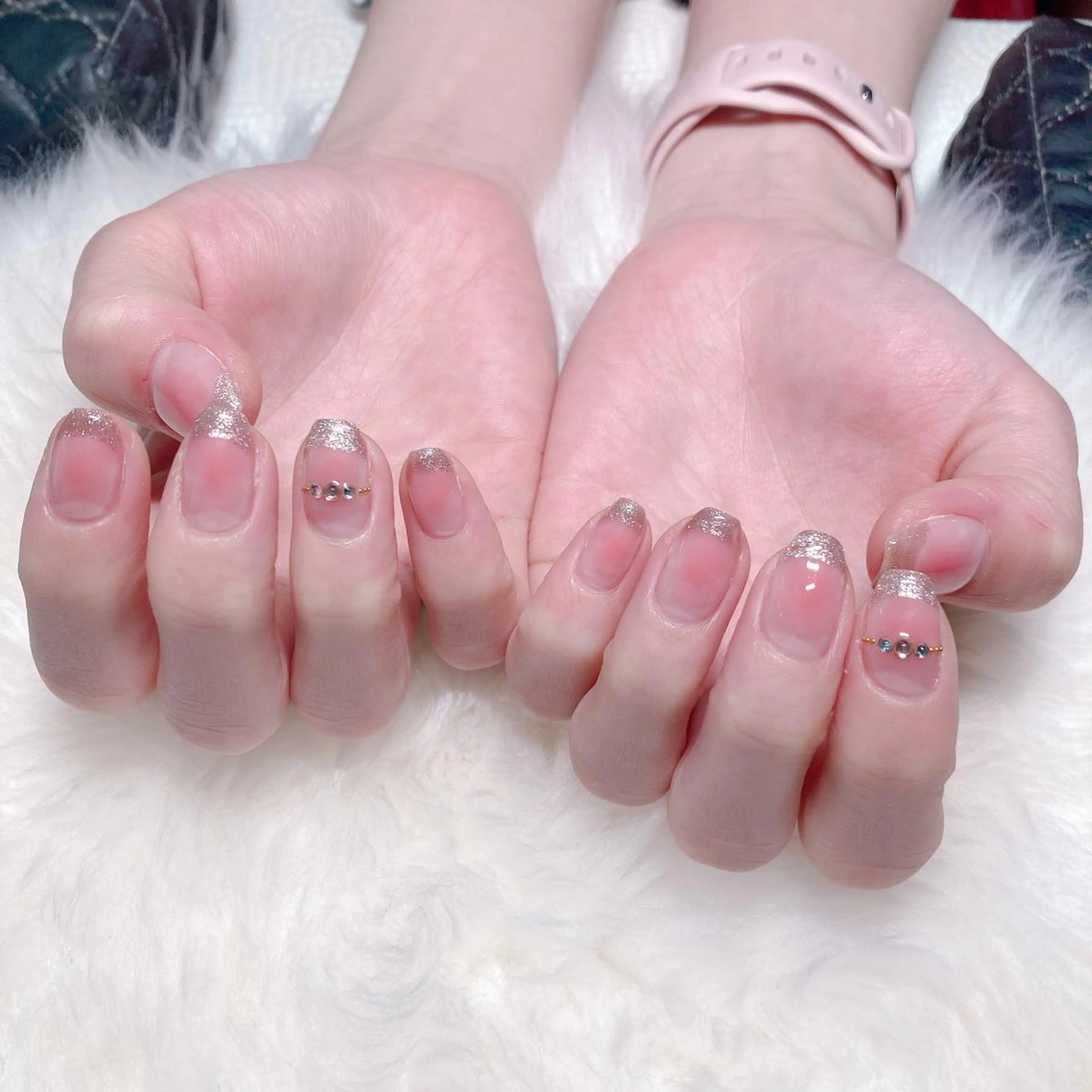 ネイル ハンドネイル 根津 綾子のネイルデザイン