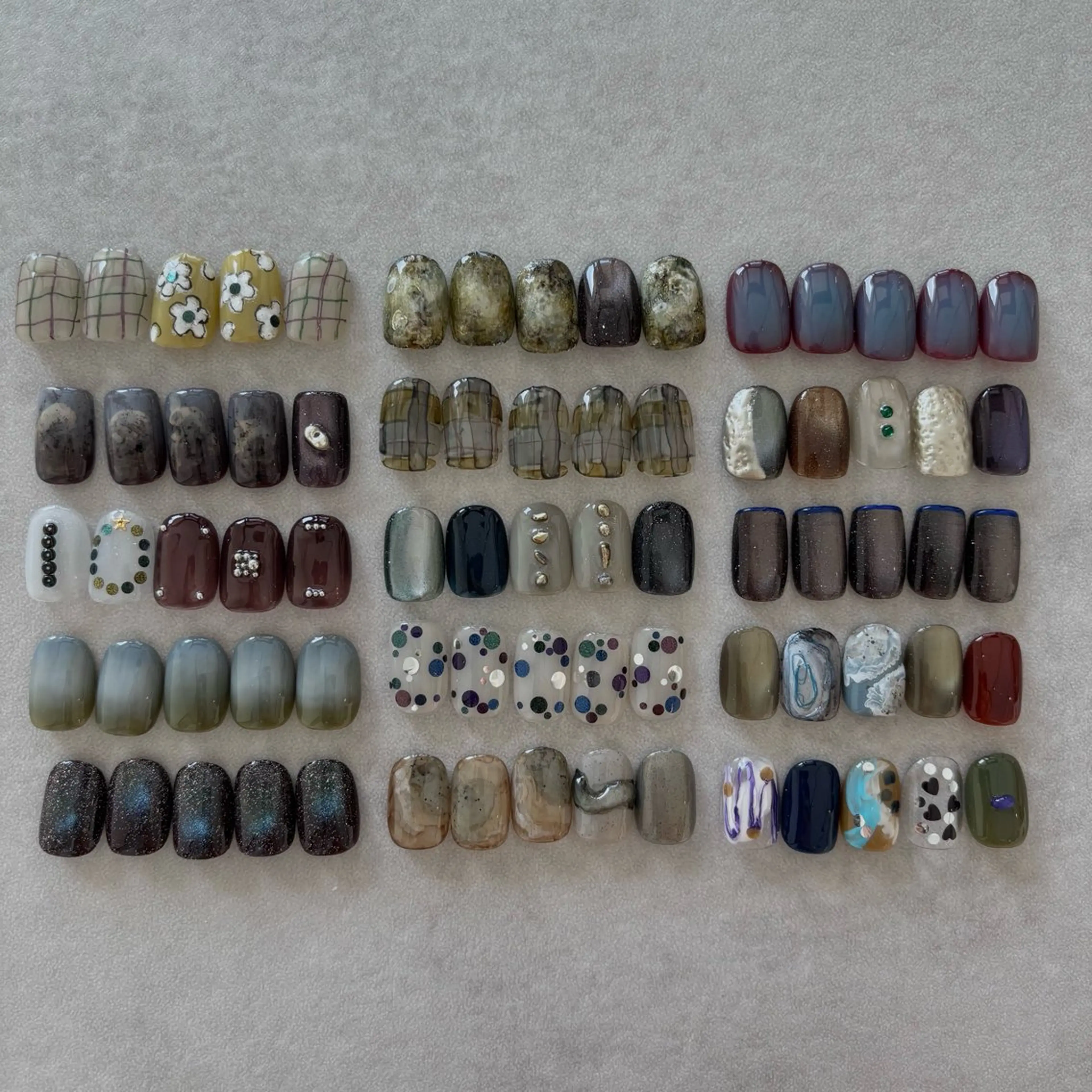 ネイル マグネットネイル ニュアンスネイル Rihka所属・nailsalon Rihkaのネイルデザイン