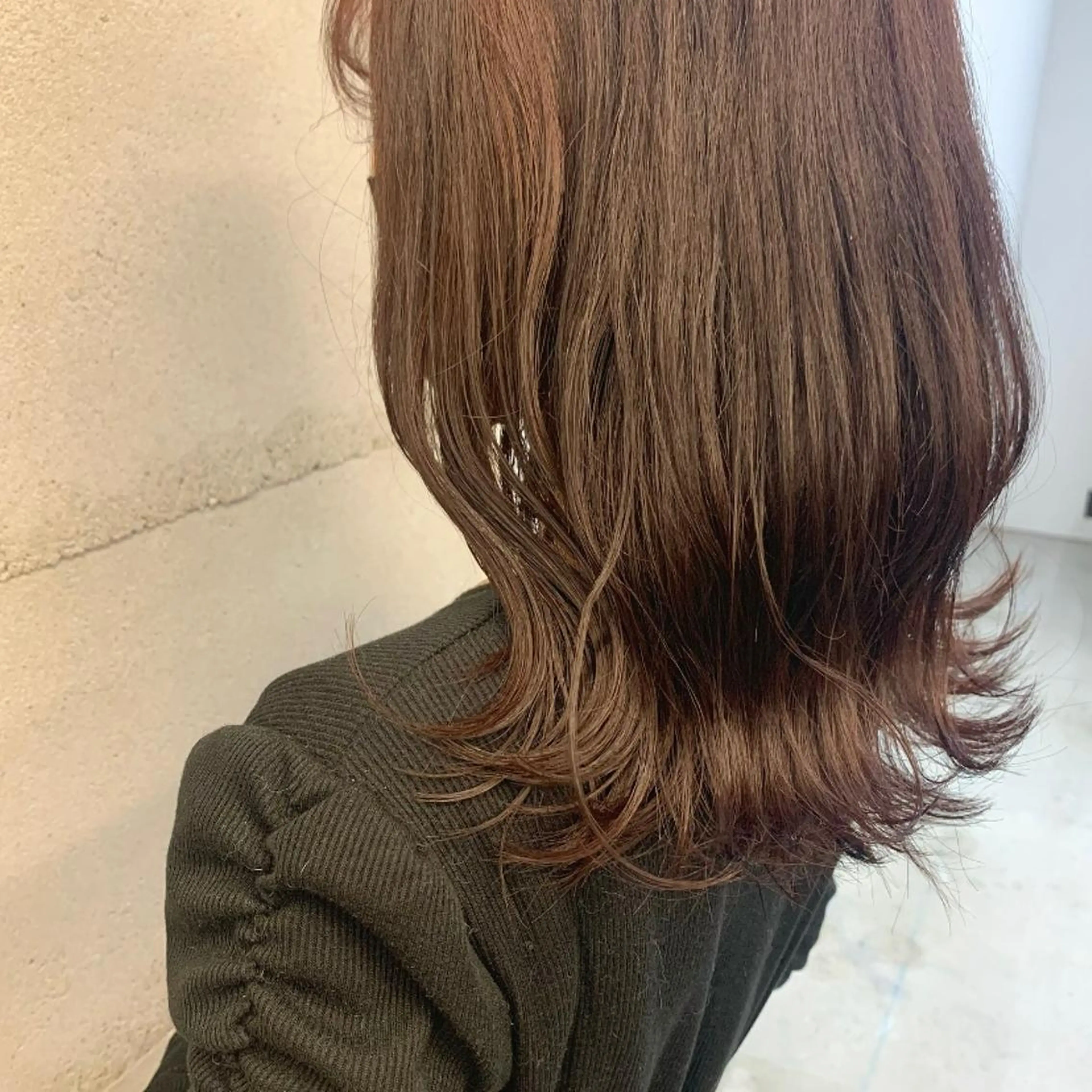 ミディアム カラー 女性らしいモテヘア 韓国ヘアhikariのヘアスタイル