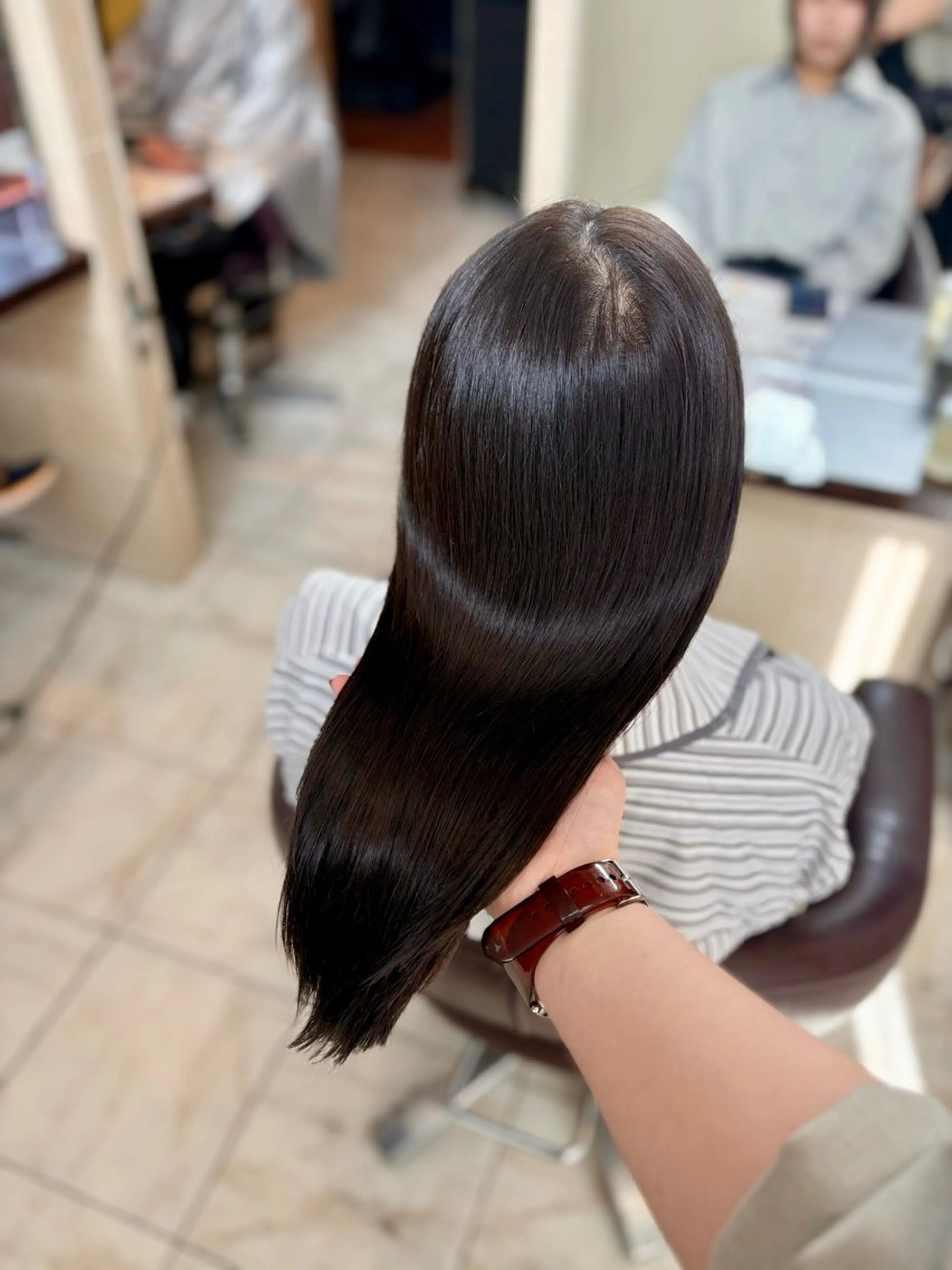 ロング 🎀透明感カラー 🐈ナズナのヘアスタイル