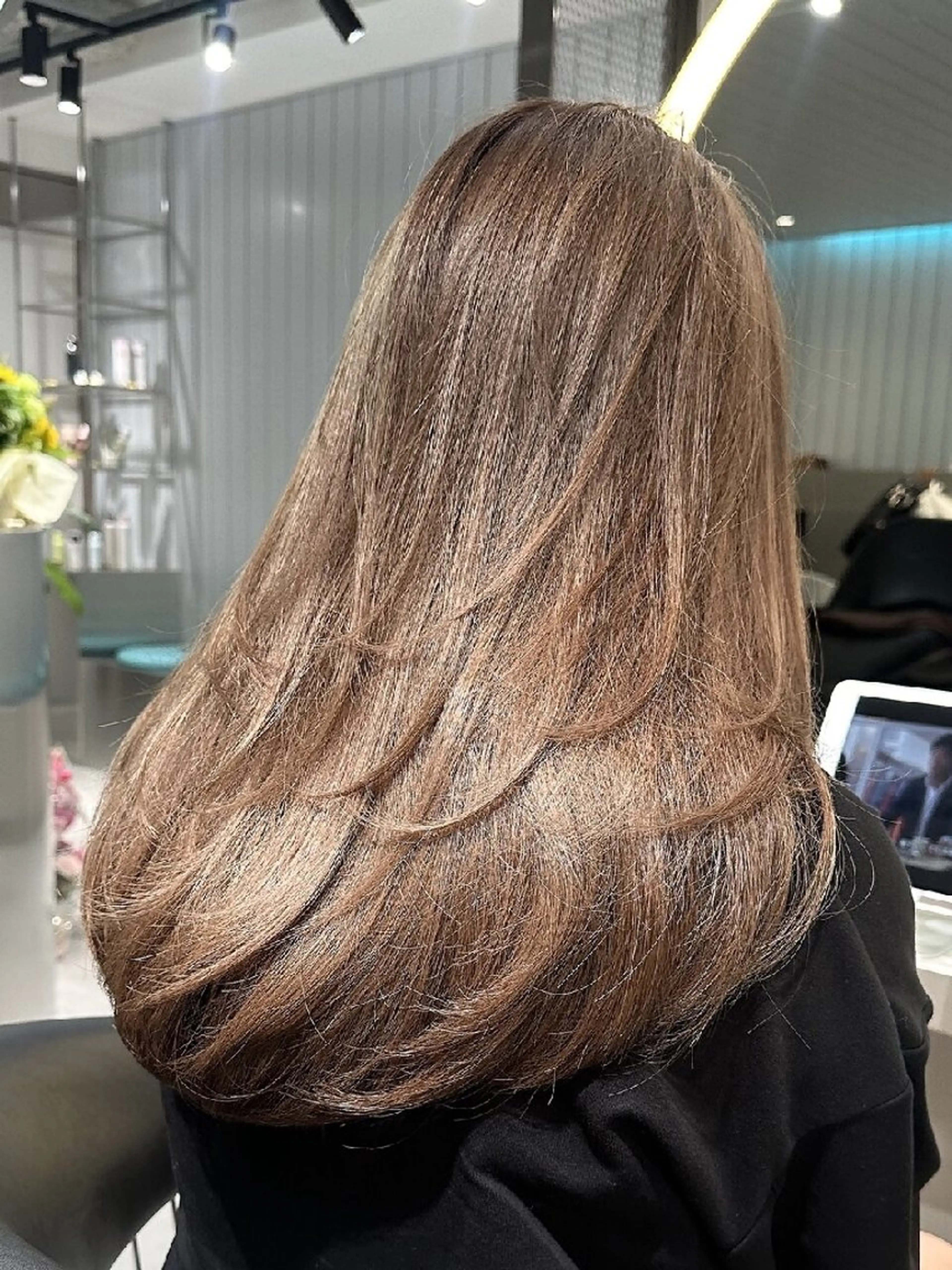 ロング カラー カット ヘアカラー トリートメント Lond Mirrorのヘアスタイル