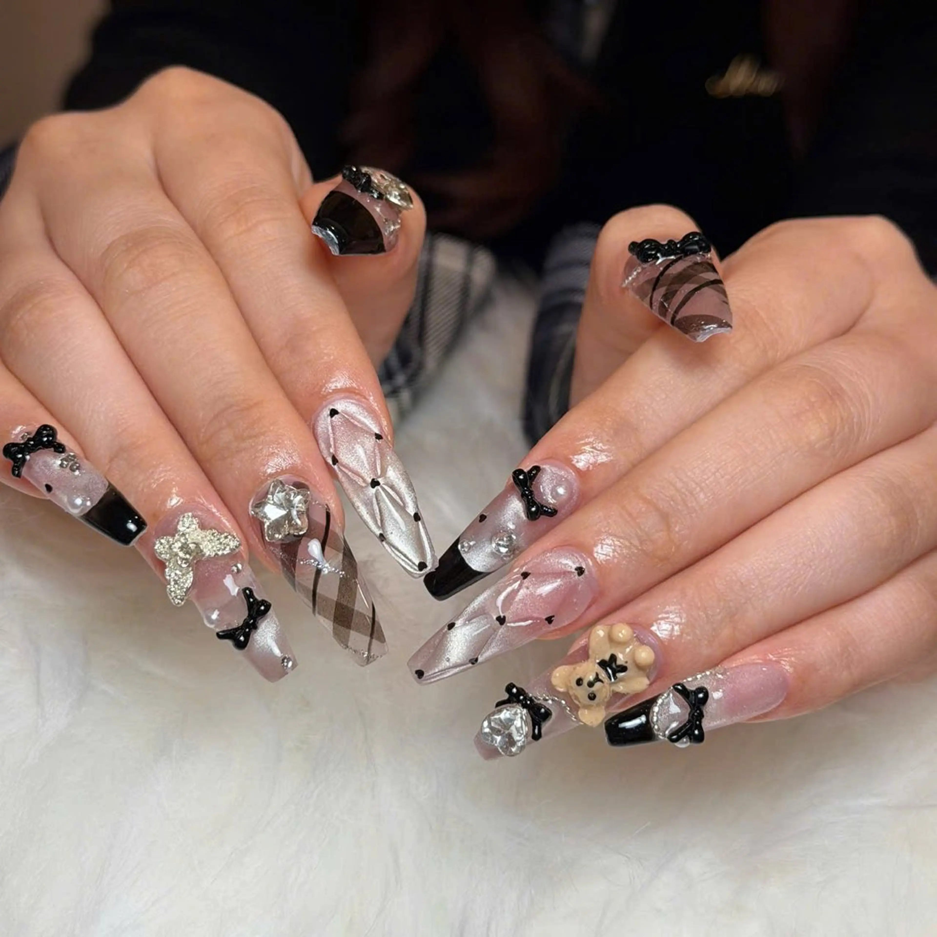 ネイル 持ち込み オフィスネイル シンプルネイル ハンドネイル Luci Nailのネイルデザイン