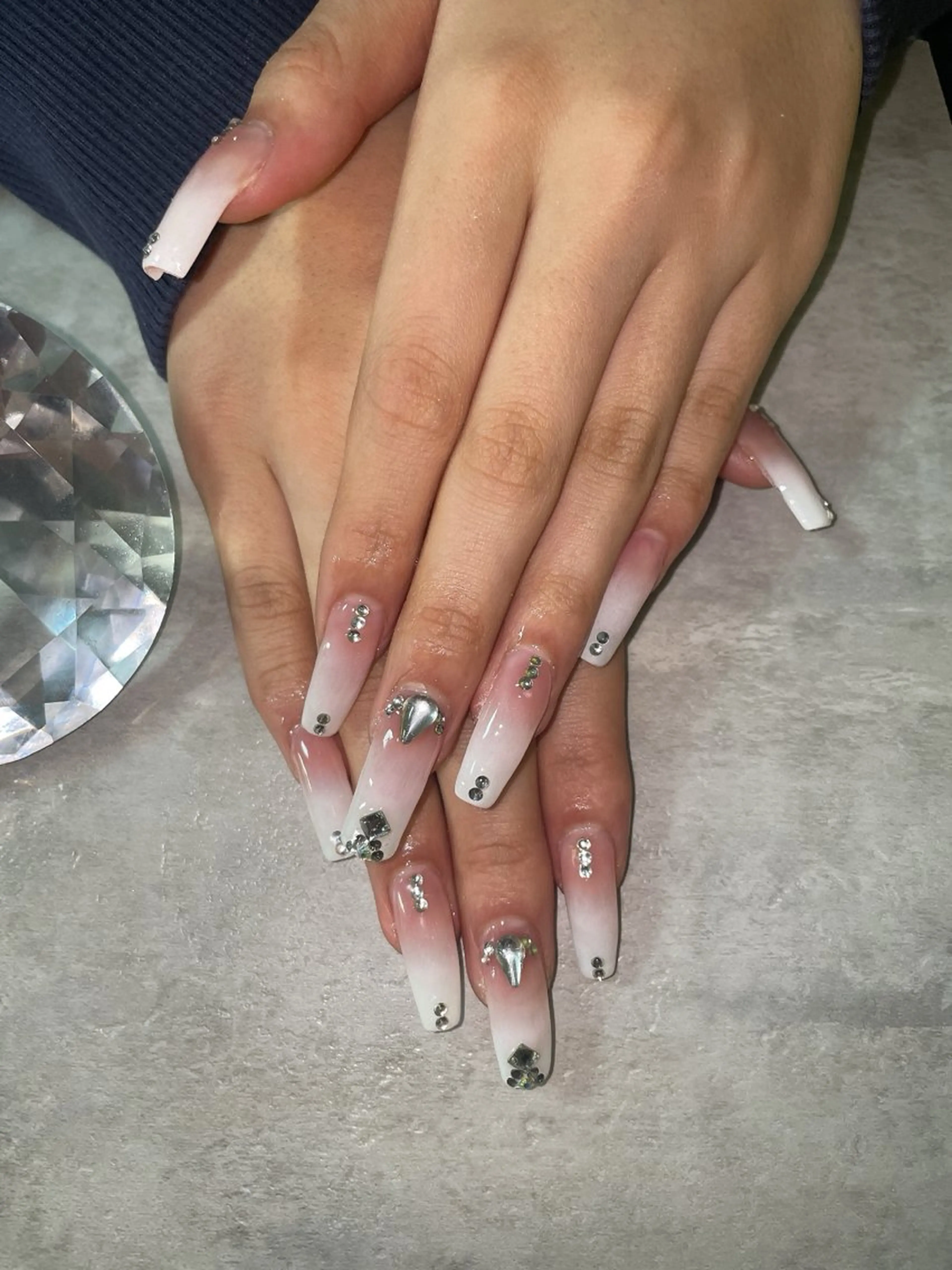 ネイル One Na1l ゆい☺︎のネイルデザイン