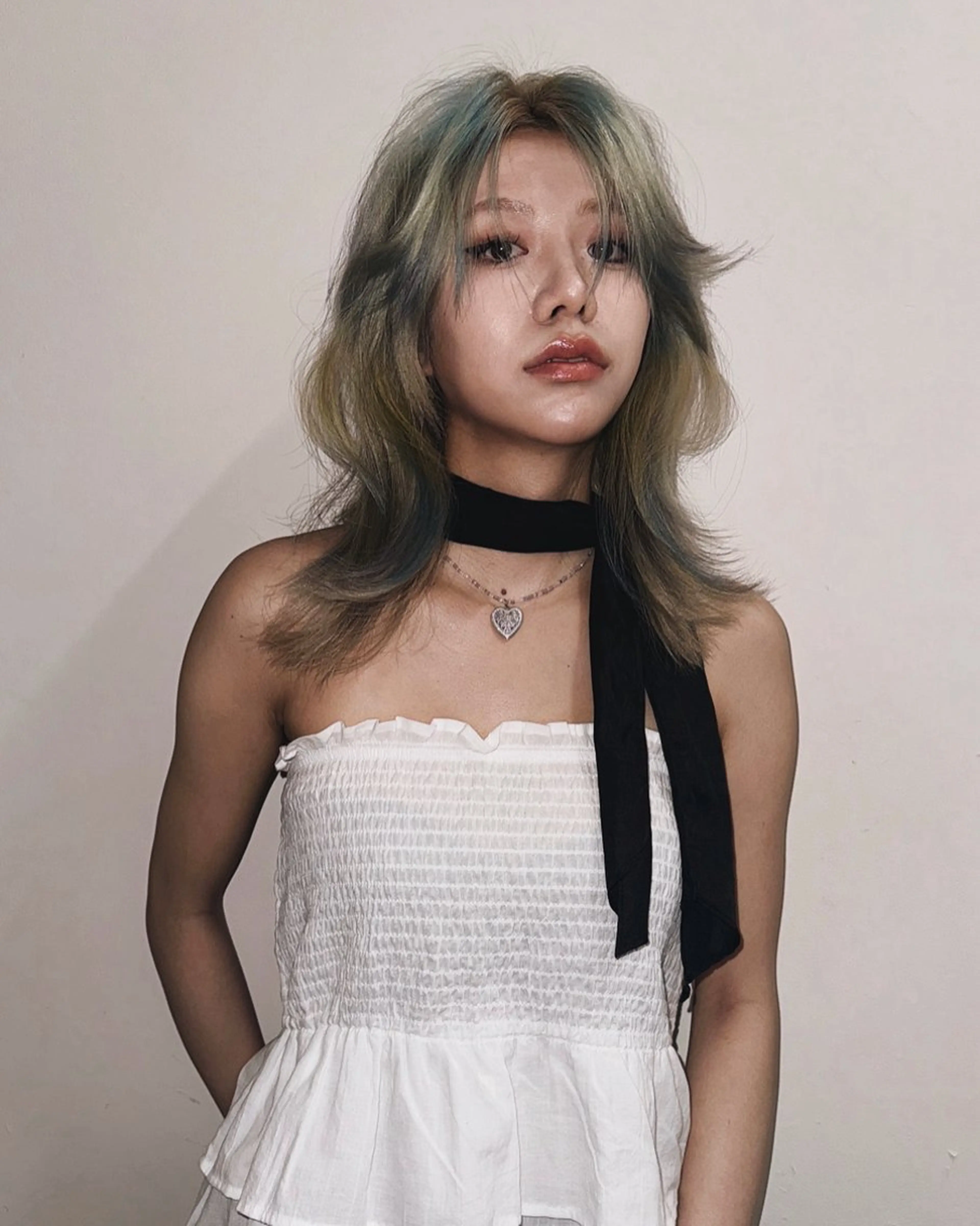 セミロング ボブ ハイライト 髪質改善 トリートメント ウルフカット カット ヘアカラー トリートメント THE  AGATA TOKYO所属・外国人風パーマ/デザ インカット🦕✨アミのヘアスタイル