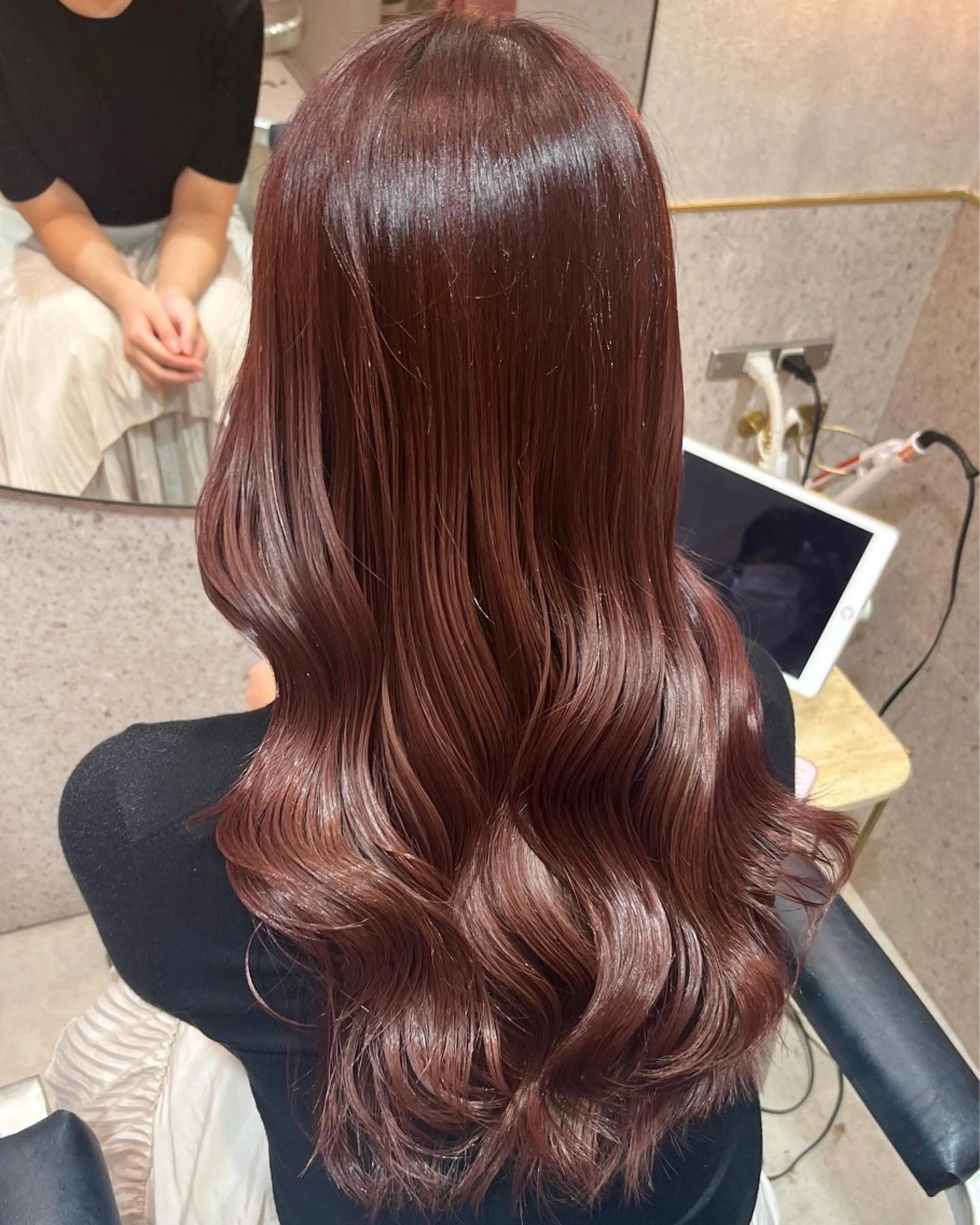 ロング Loom.by Sea【新宿】所属・暖色カラー/新宿/韓 国風レイヤー鮫島志穂のヘアスタイル