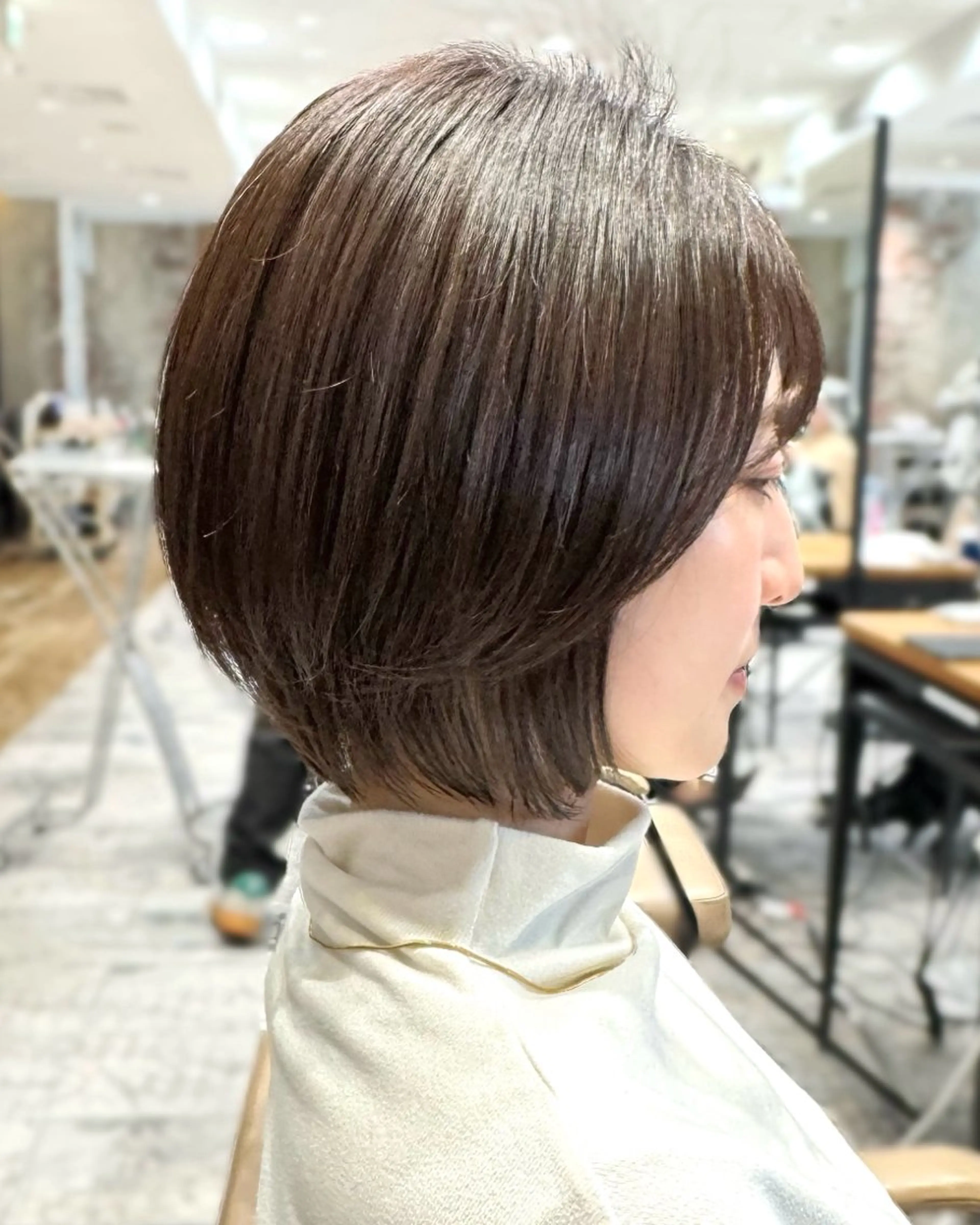 ショート カラー カット ヘアカラー トリートメント 💍新宿ショート 💍岩田莉奈のヘアスタイル