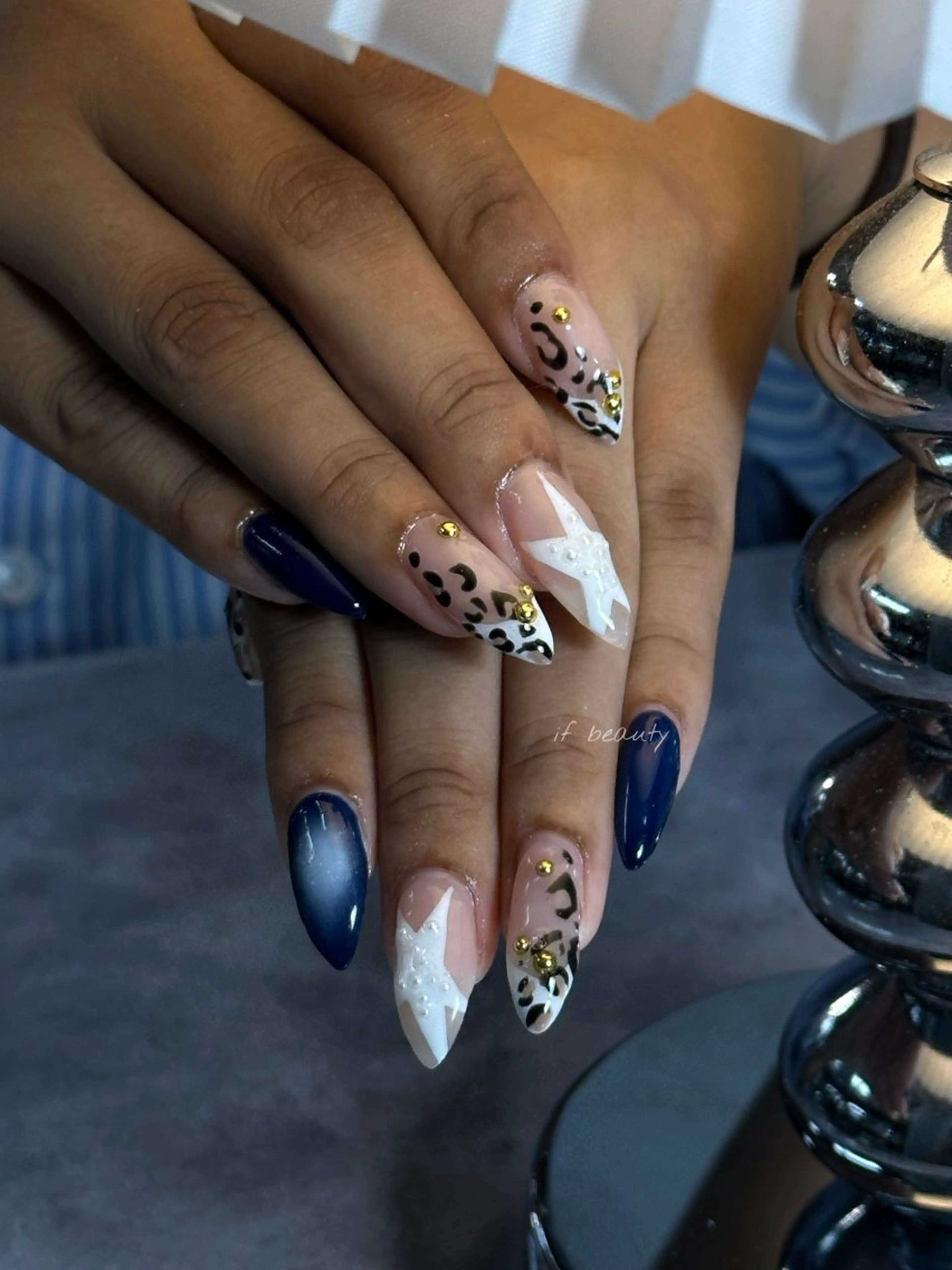 ネイル アートネイル ジェルネイル グラデーション パラジェル ワンホンネイル ハンドネイル if Hair＆Nail Salon所属・IKA /海外ネイル /個性派/ワンホンのネイルデザイン