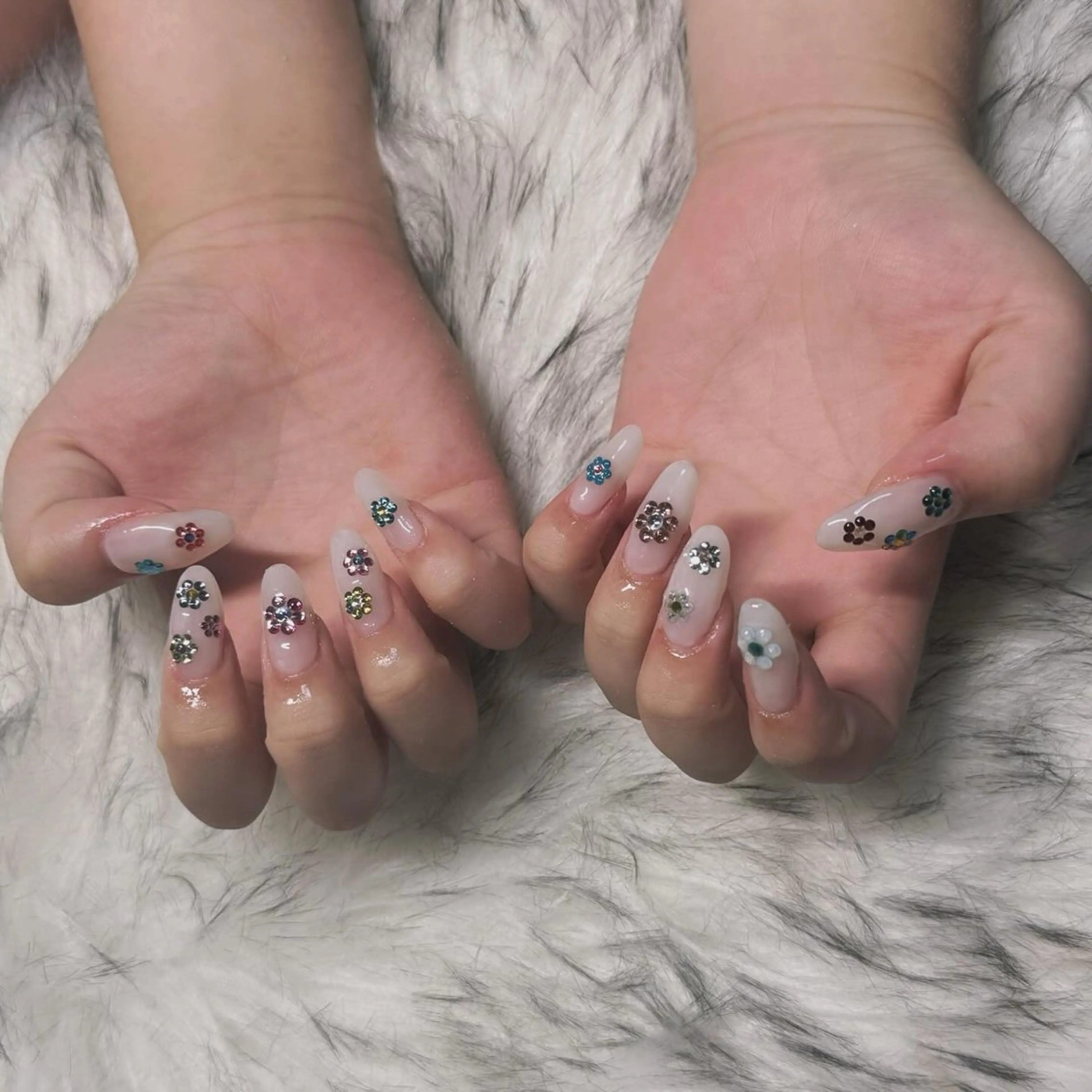 ロング ハンドネイル mao .のネイルデザイン