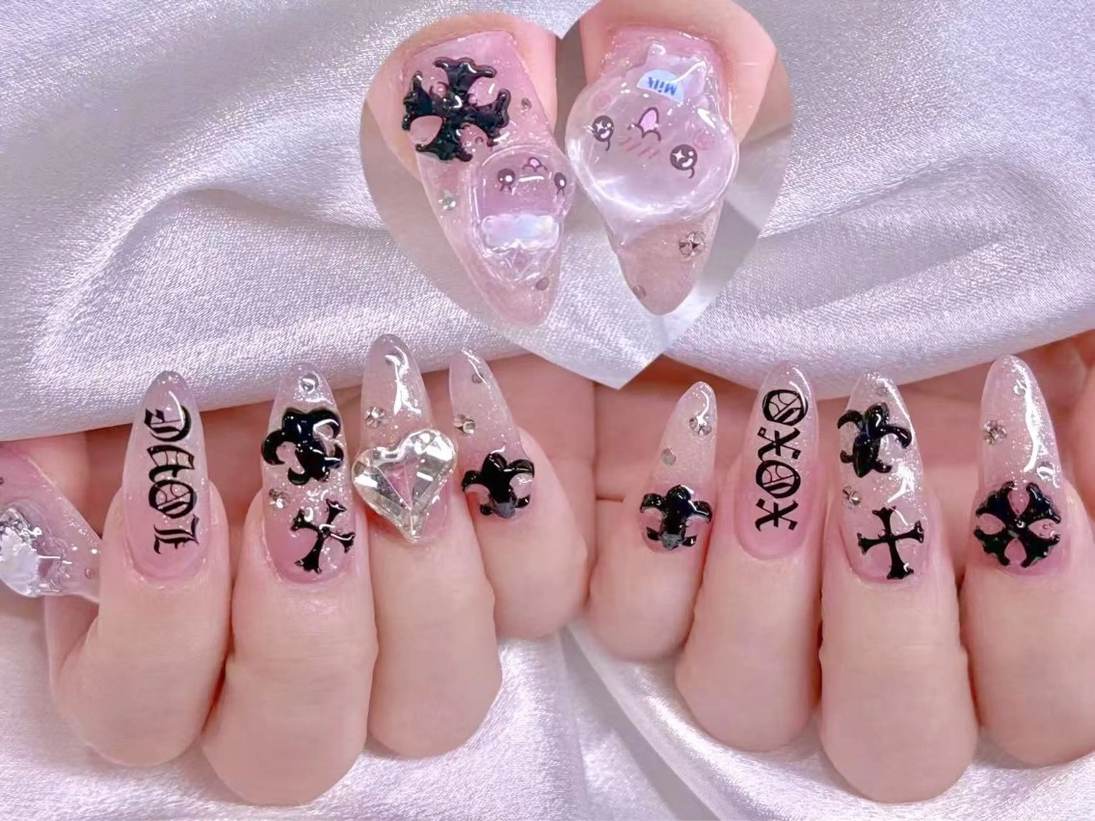 ネイル ハンドネイル ハンドケア リン リンのネイルデザイン