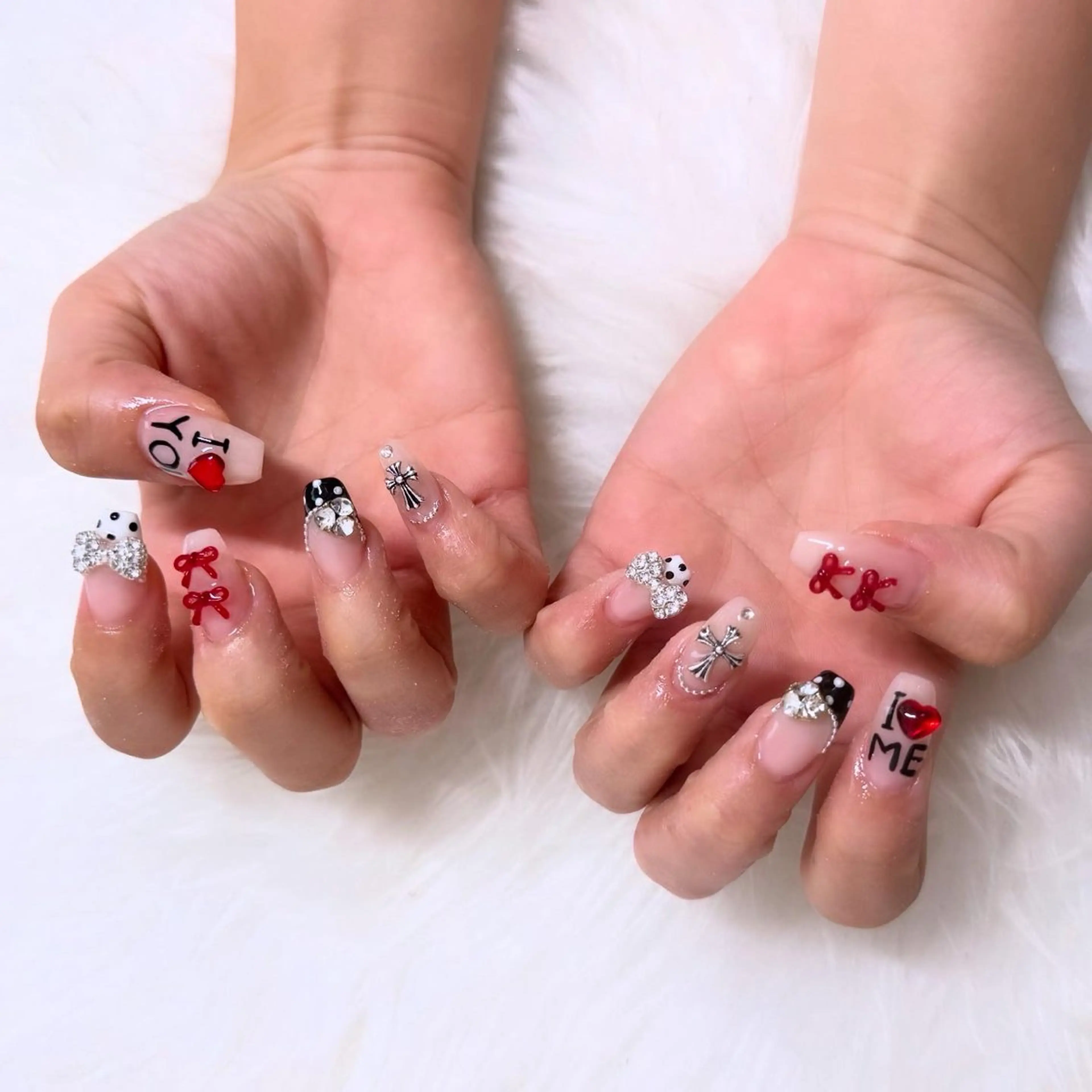 ロング ハンドネイル mao .のネイルデザイン