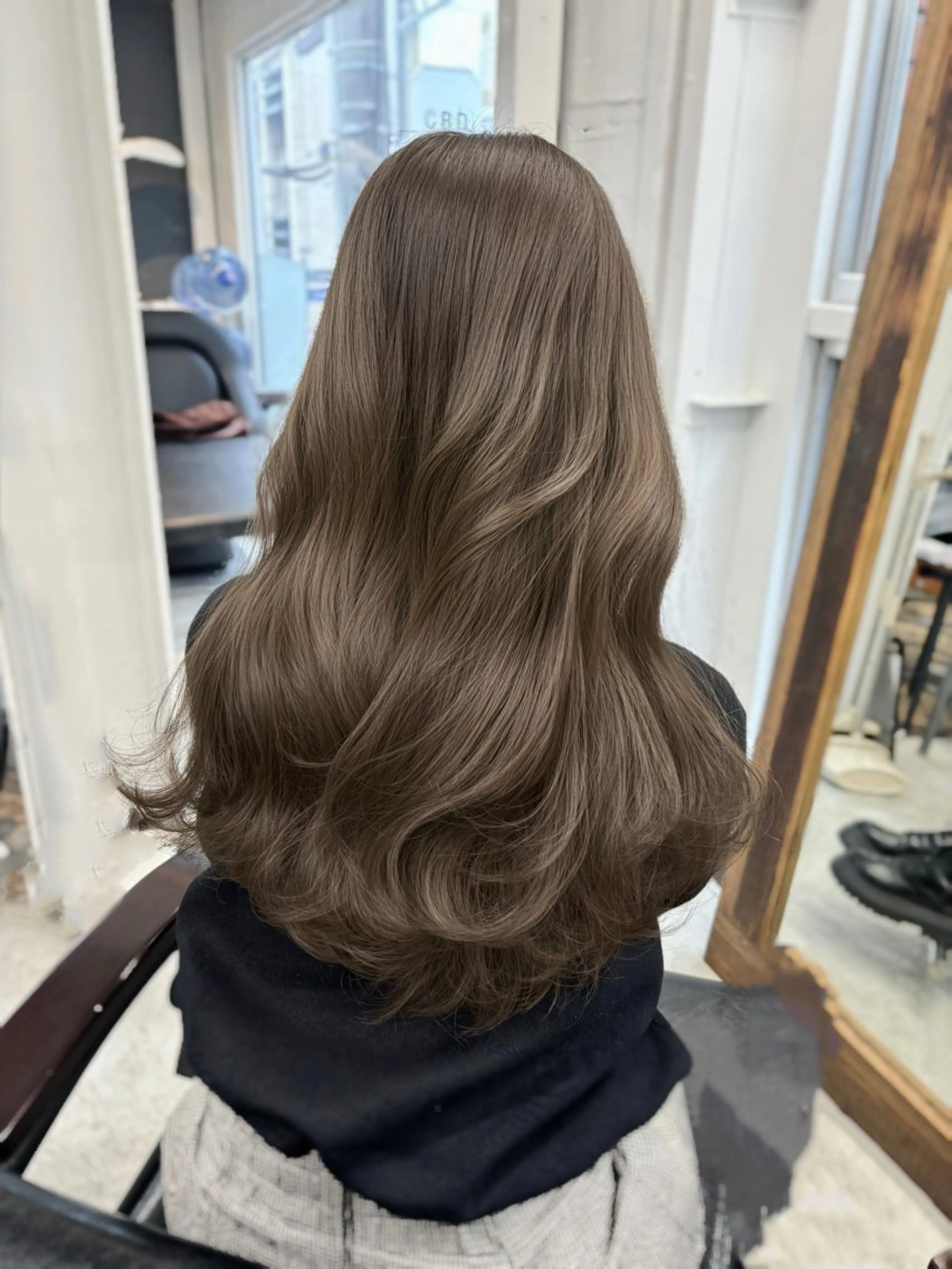 ロング レイヤーカット ‎Lby home 🪽mikuのヘアスタイル