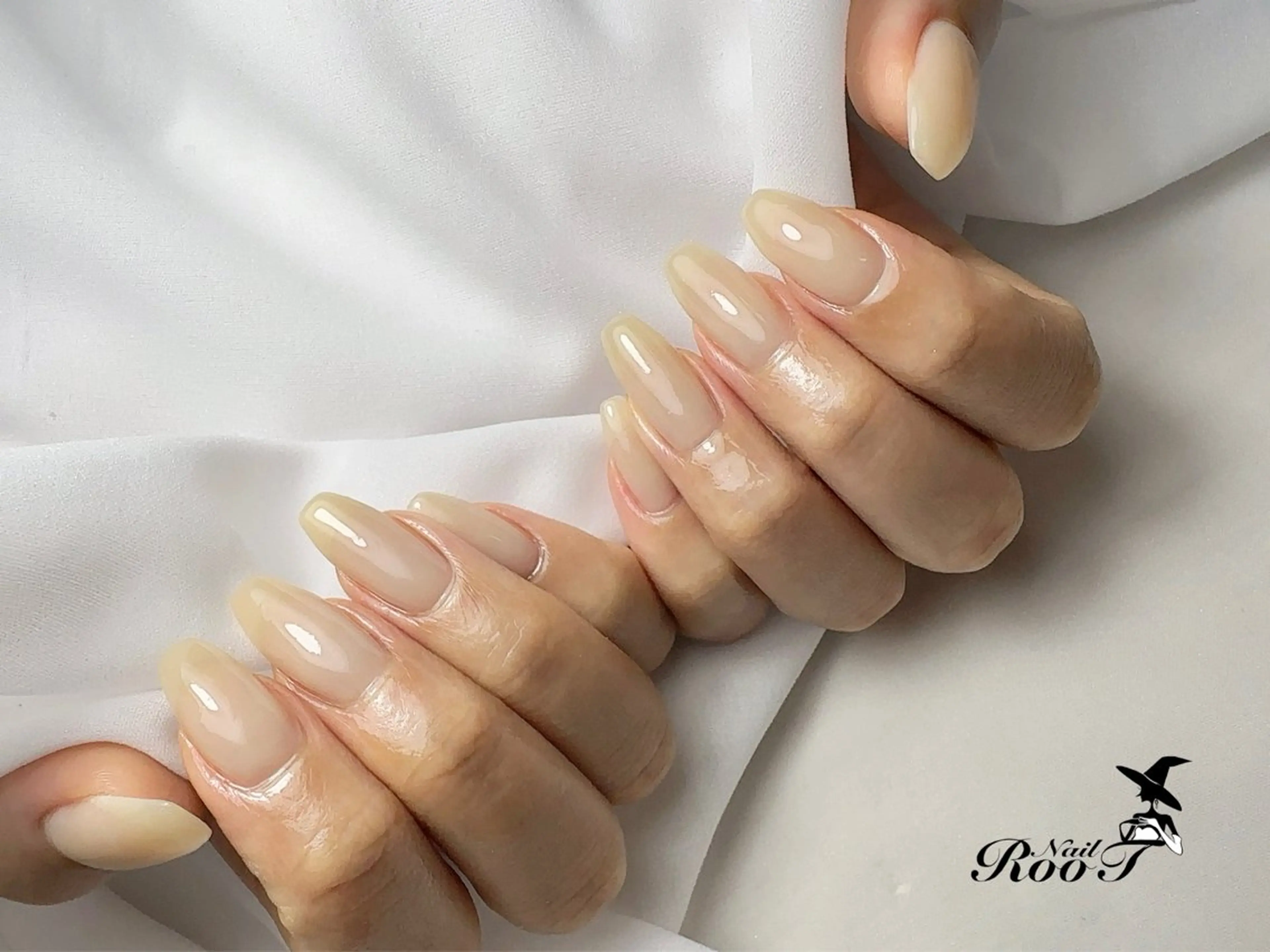 ネイル ハンドネイル RooT Nailのネイルデザイン