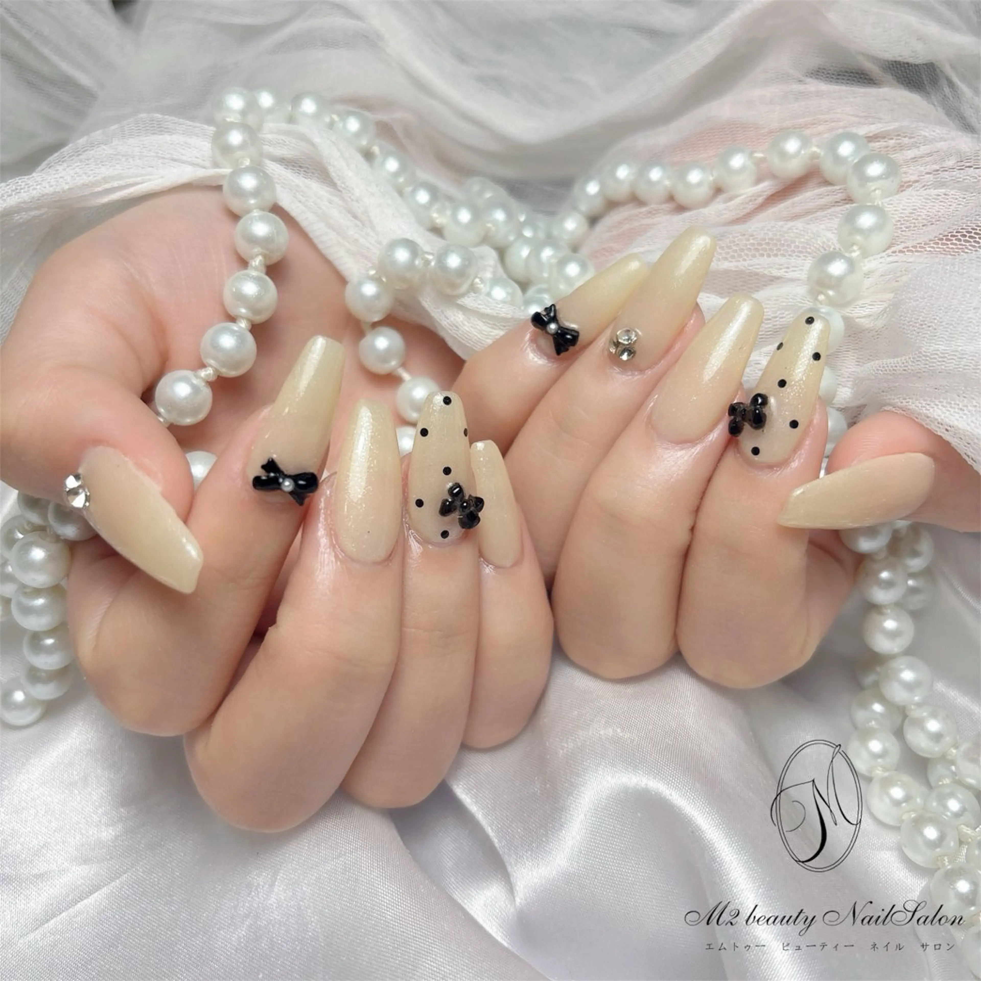 ネイル ハンドネイル M2 BEAUTY Rionのネイルデザイン