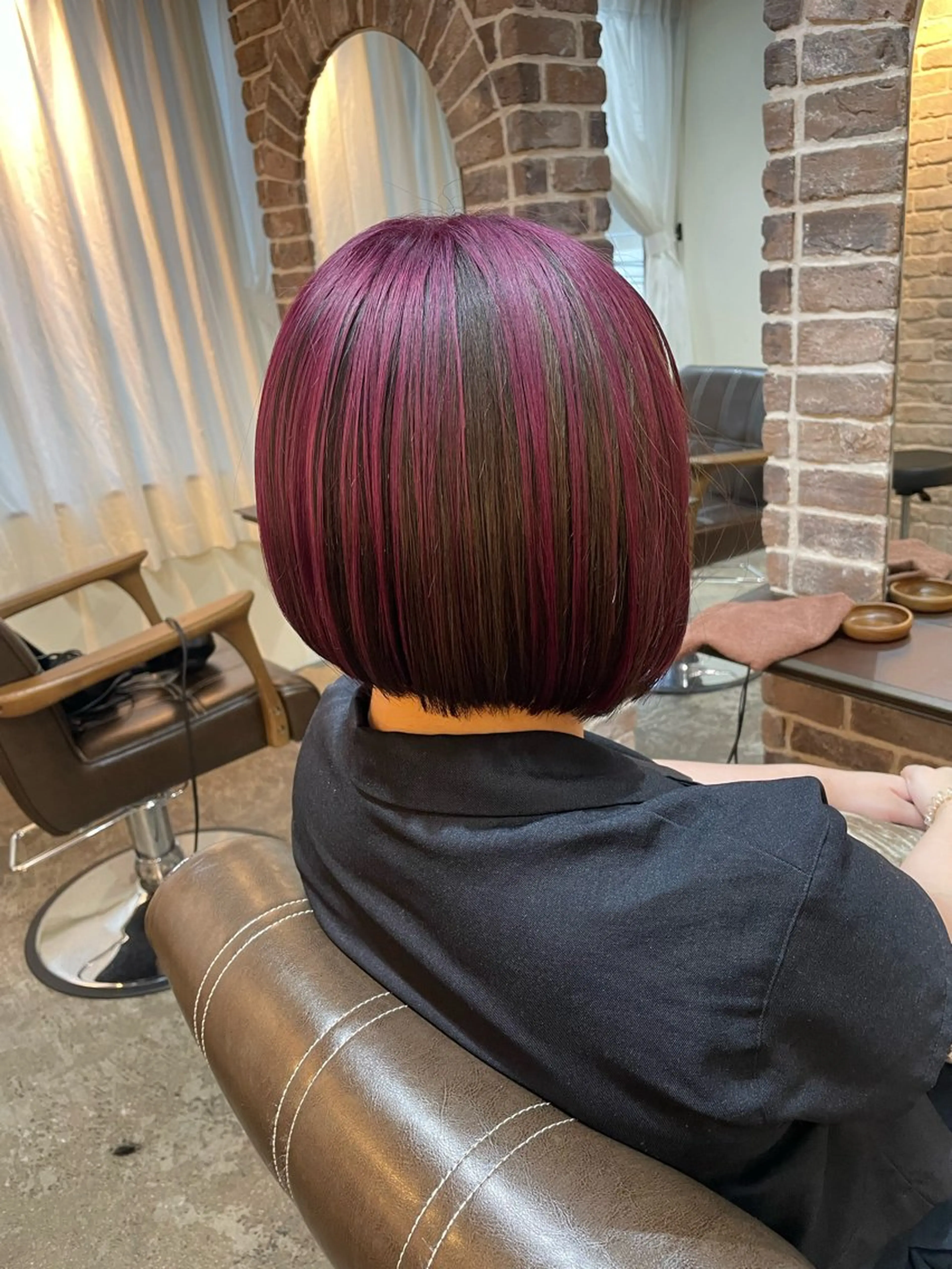 ショート カラー ブリーチ ピンクカラー ACROあべの店所属・艶カラー/インナー /グラデ/大西小百合のヘアスタイル