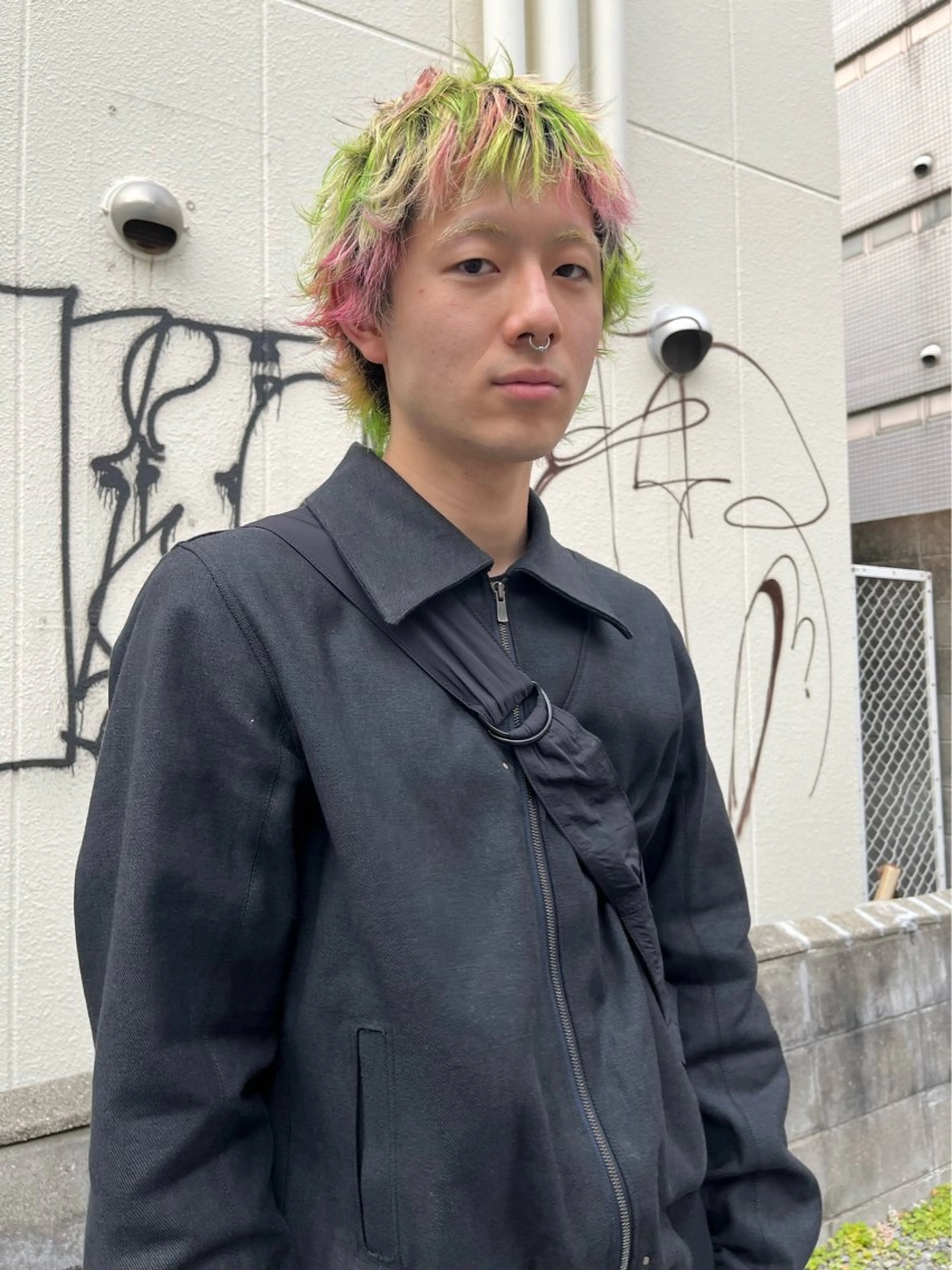 ショート カラー メンズ デザインカラー 〜ANDPEACE〜所属・オゼキ サクラのヘアスタイル