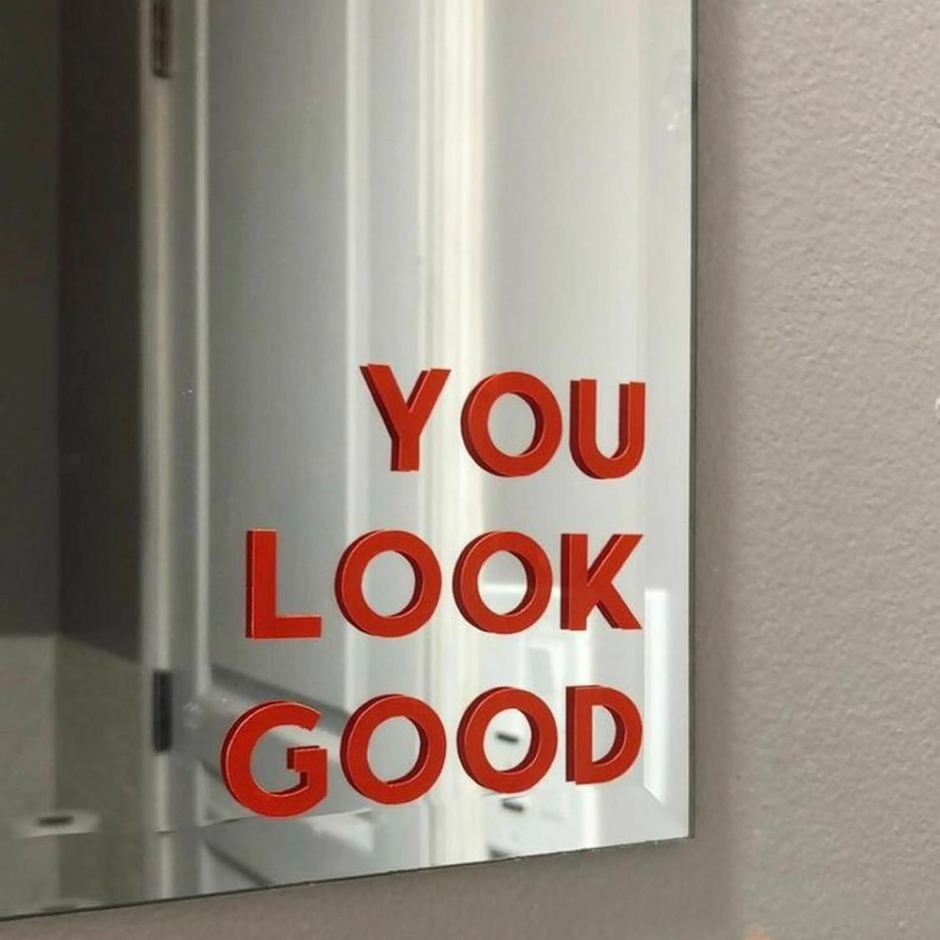 IwAsh  大和駅店所属・shiho .のヘアスタイル