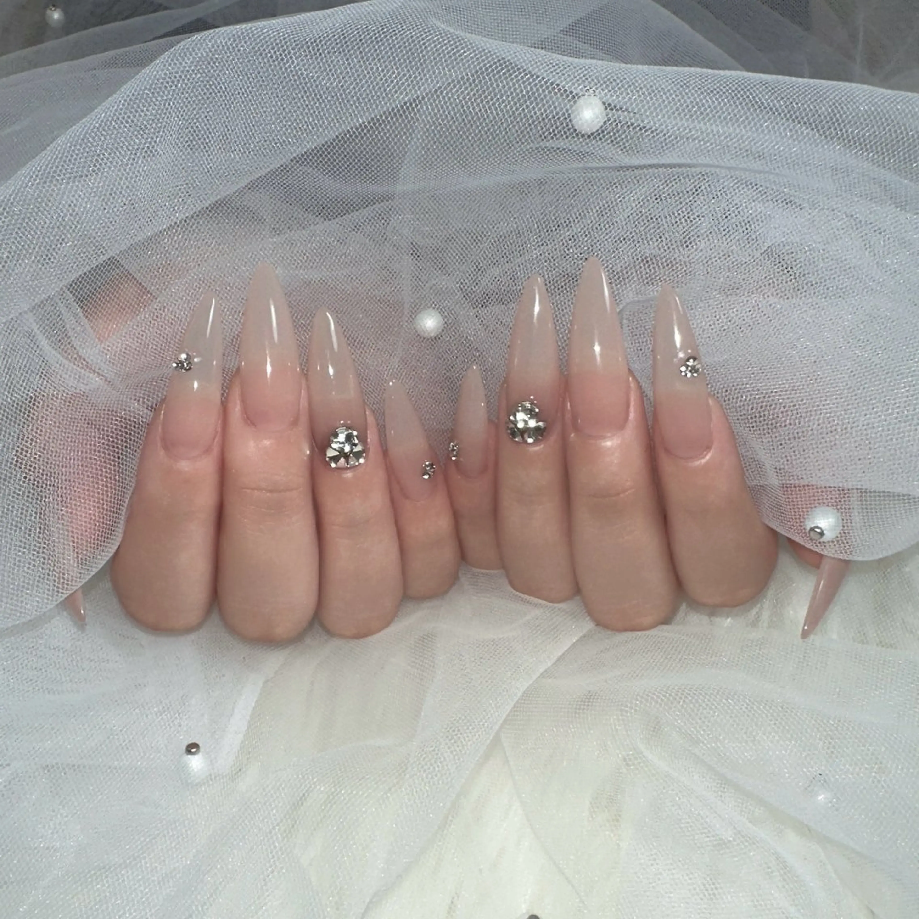 ネイル アートネイル ジェルネイル グラデーション キラキラネイル ラメ(グリッター) ハンドネイル Viola. 優花のネイルデザイン