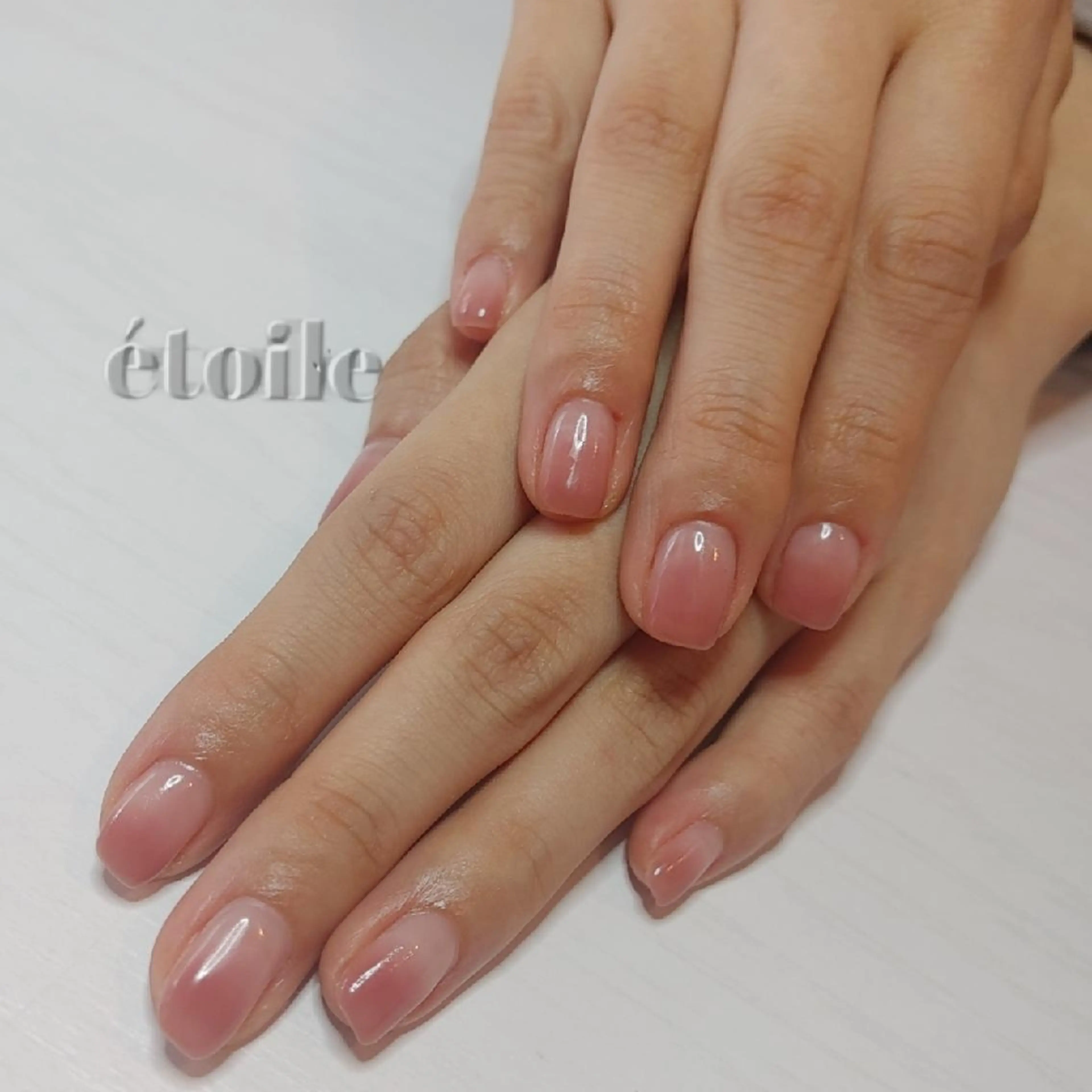 ネイル ハンドネイル ハンドケア étoile(エトワール)所属・山田 可愛のネイルデザイン